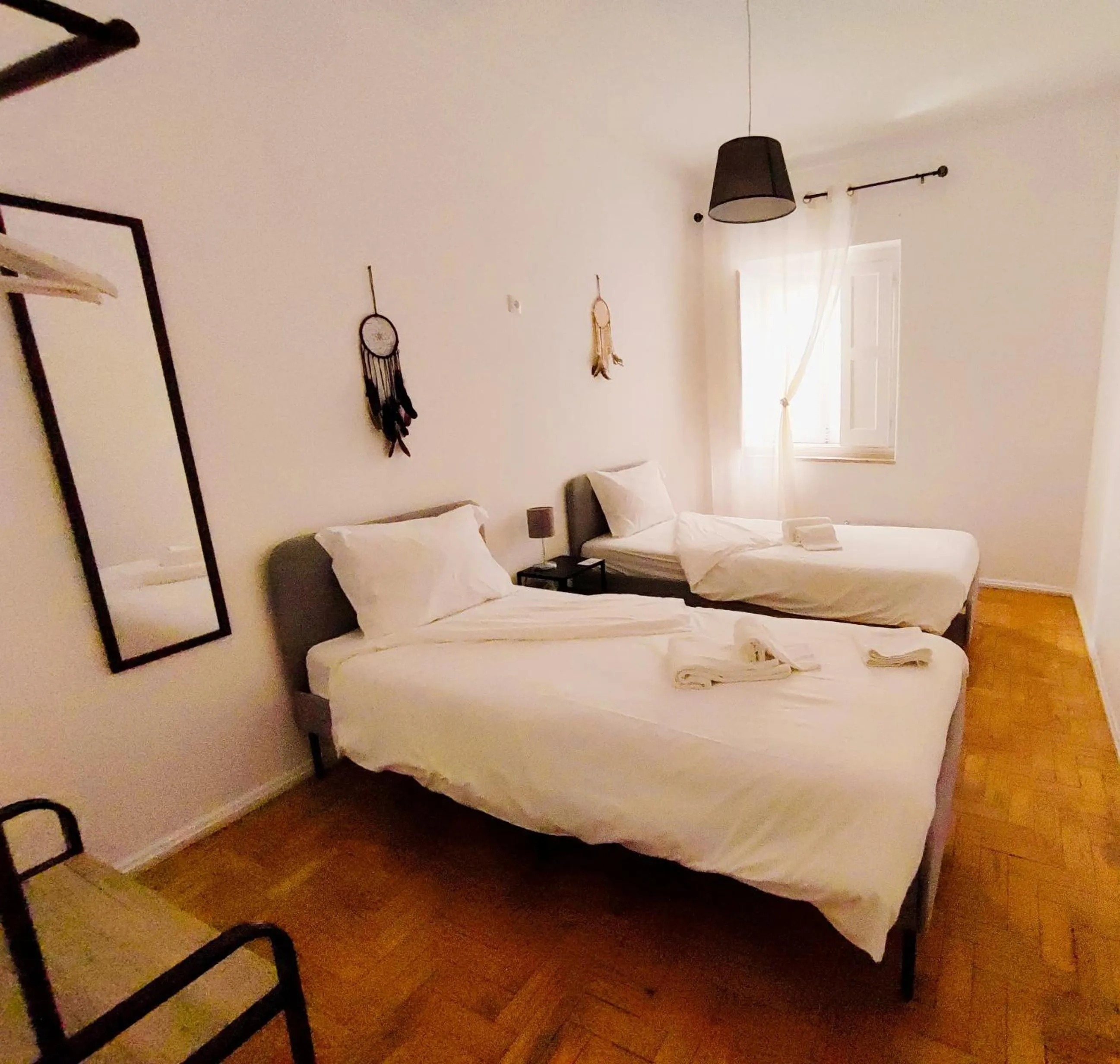 Bedroom, Bed in Casas da Biquinha