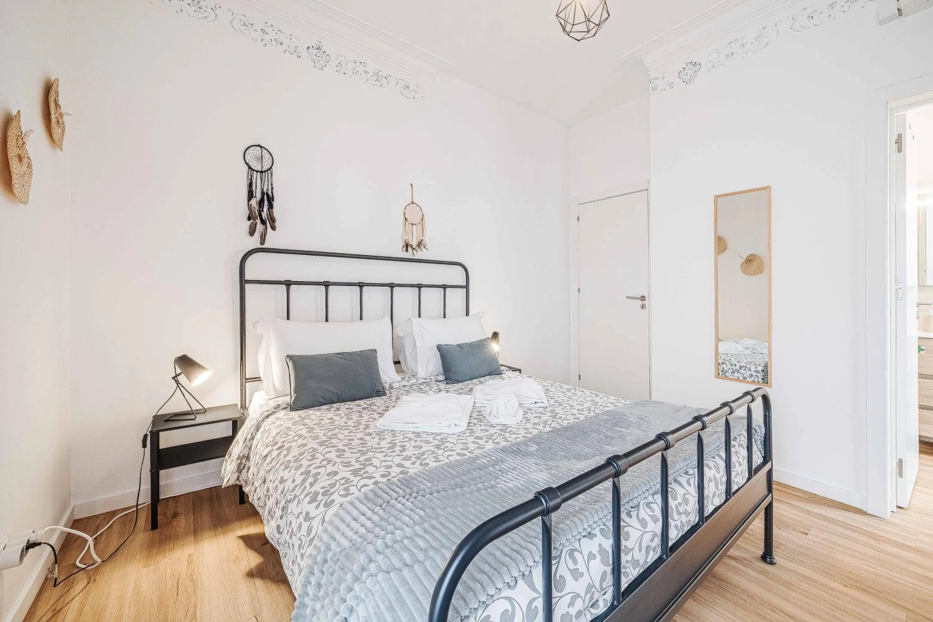 Bedroom, Bed in Casas da Biquinha