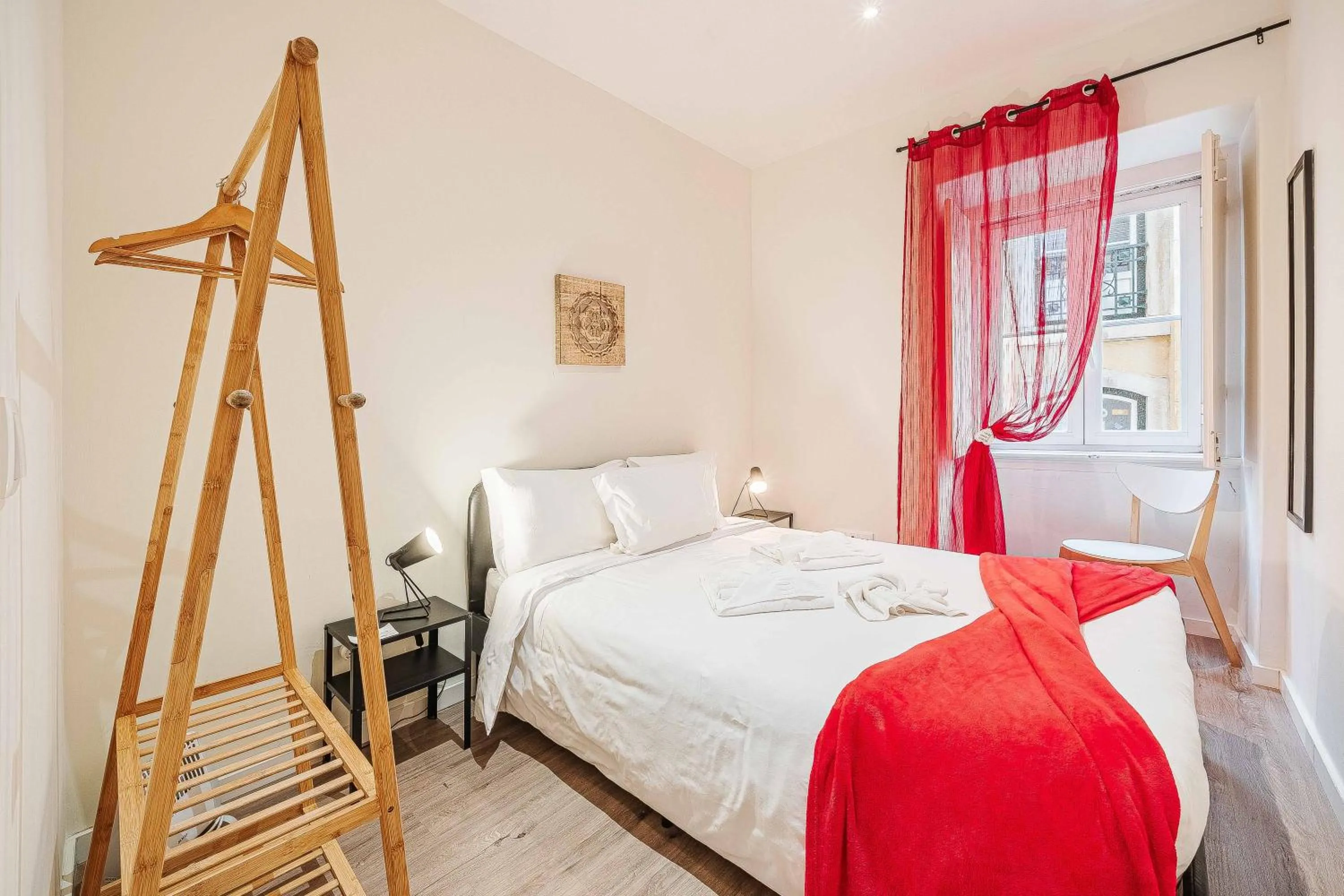 Bedroom, Bed in Casas da Biquinha