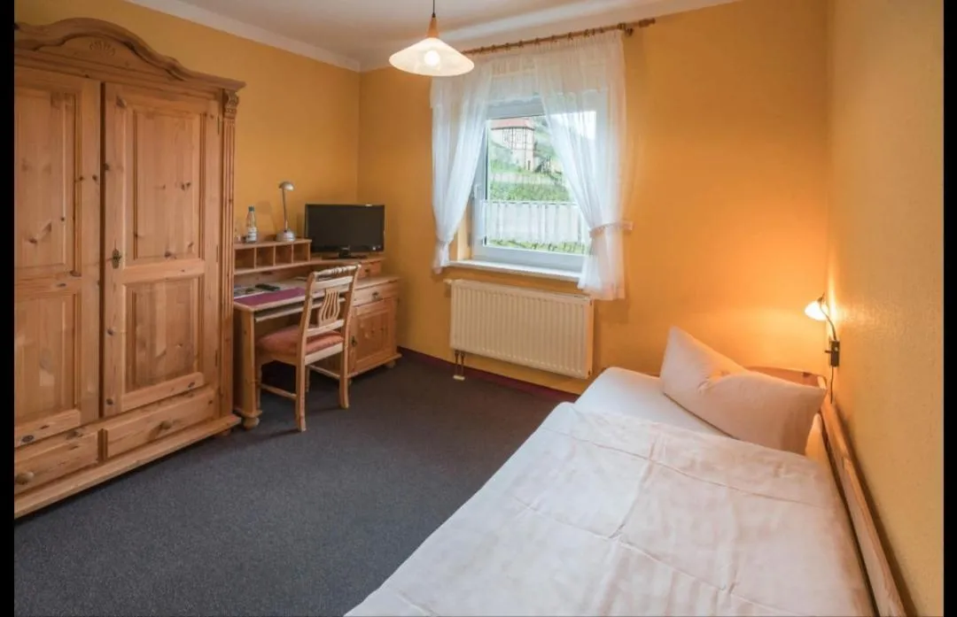 Bed in Landhotel Weingut Schulze
