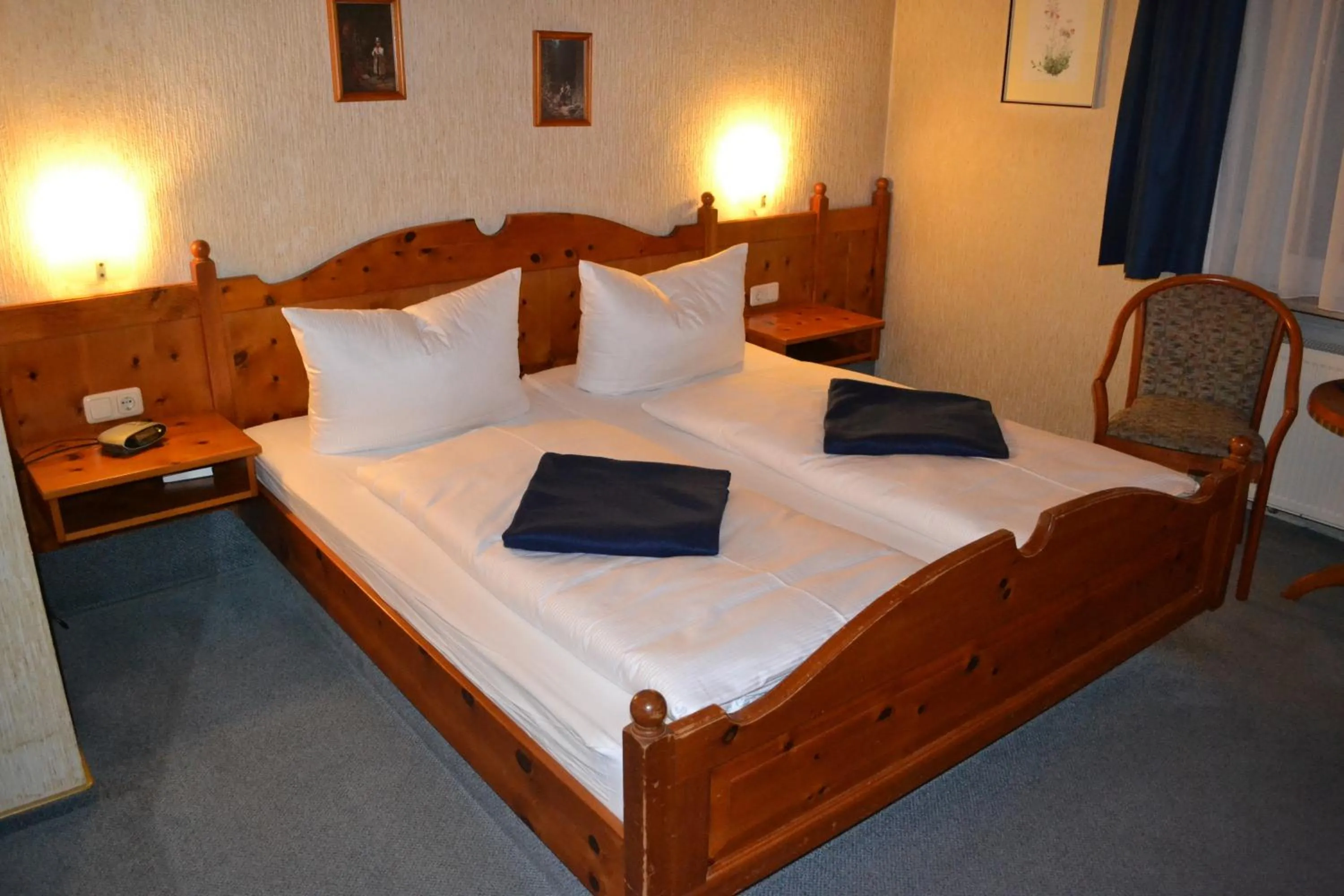 Bedroom, Bed in Hotel Walfisch