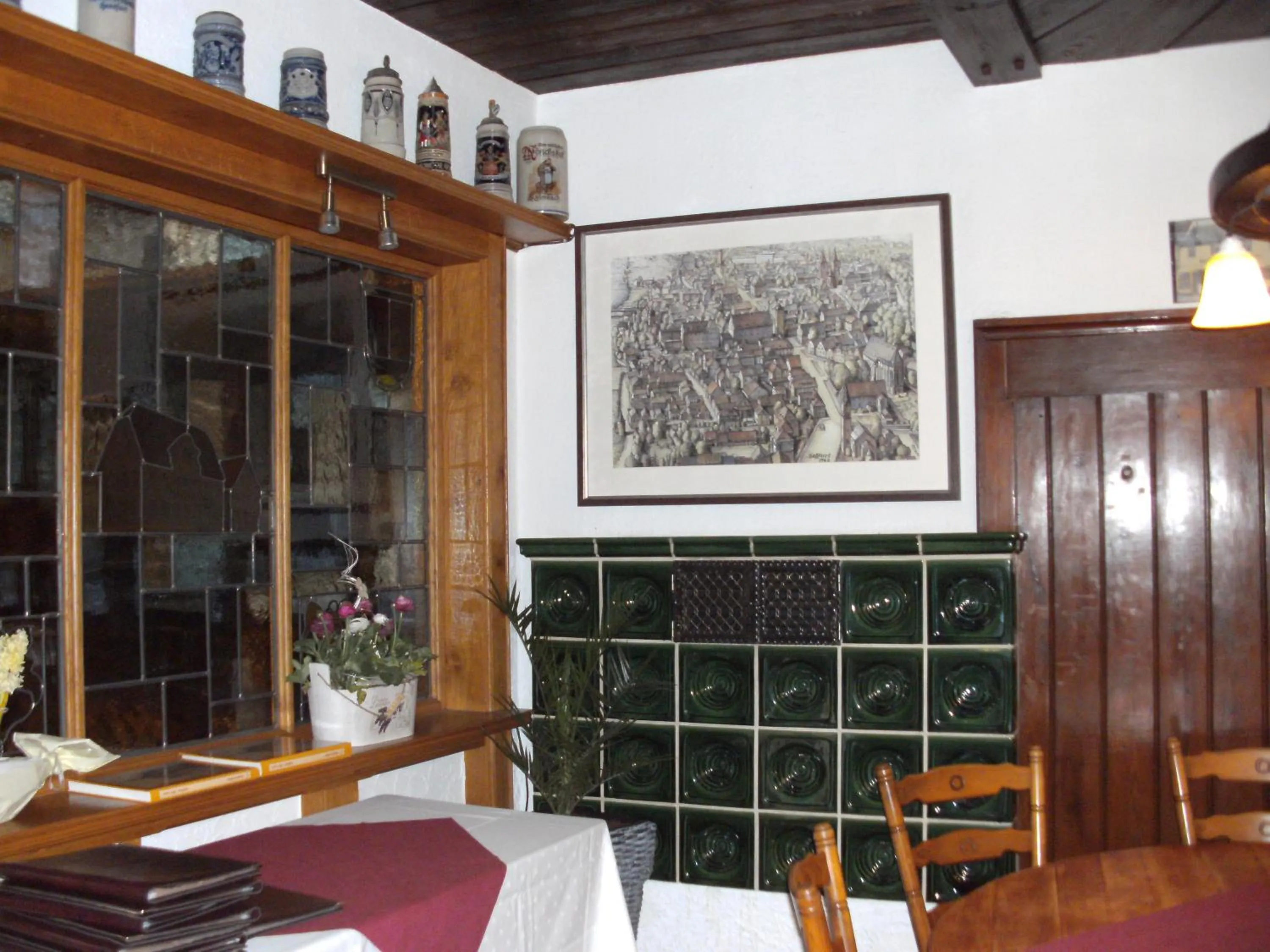 Restaurant/places to eat in Hotel Walfisch