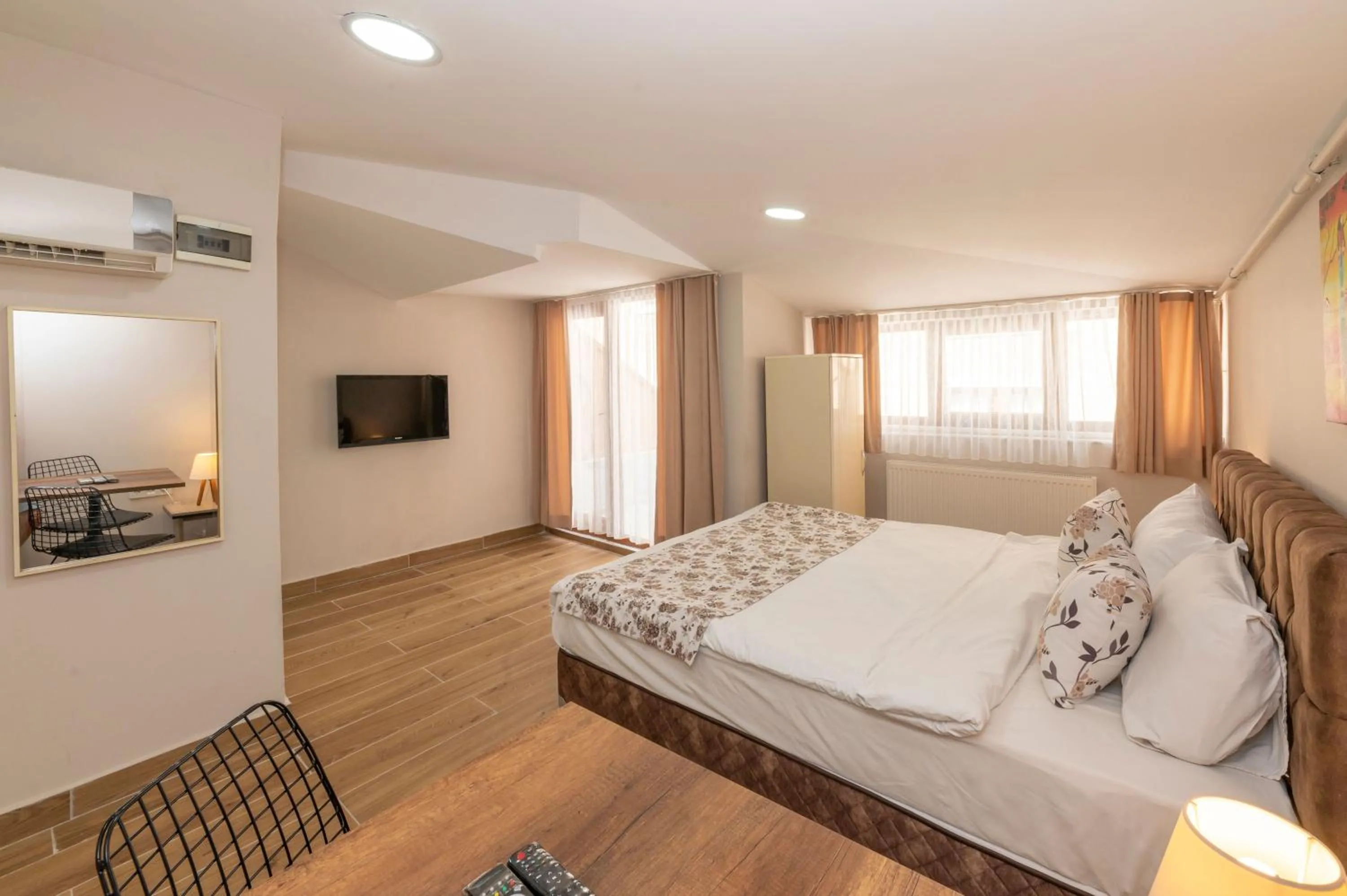 Photo of the whole room, Bed in Marida Residence - Istanbul Taksim