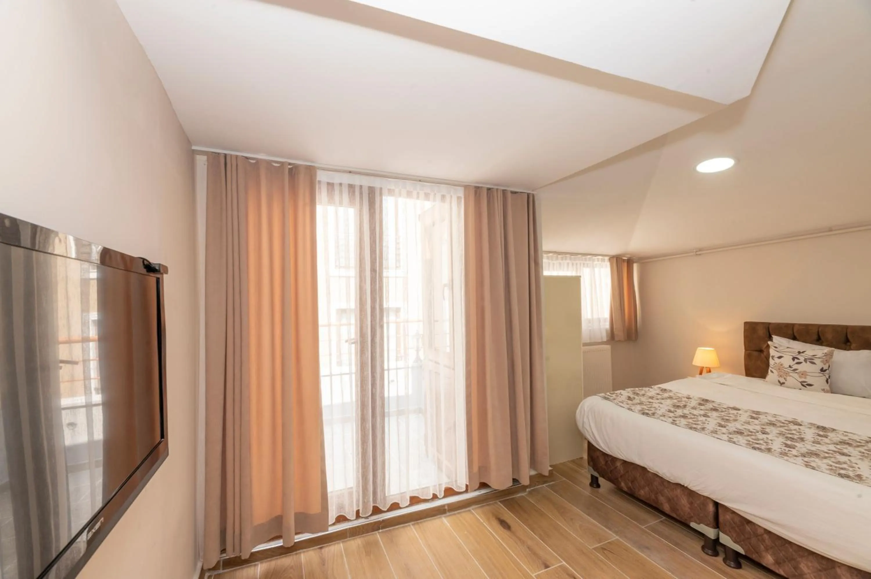 Photo of the whole room, Bed in Marida Residence - Istanbul Taksim