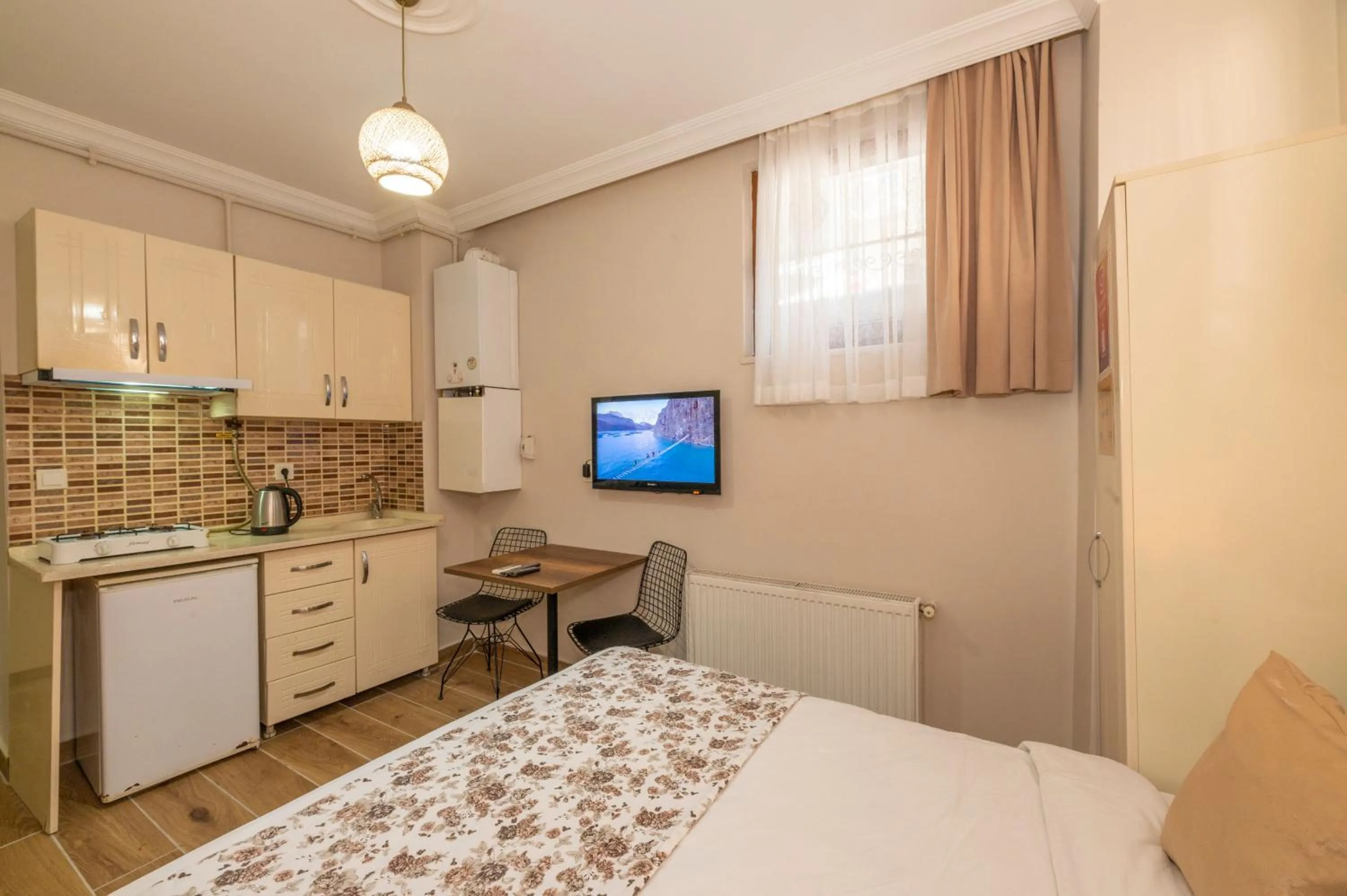 Photo of the whole room, Bed in Marida Residence - Istanbul Taksim