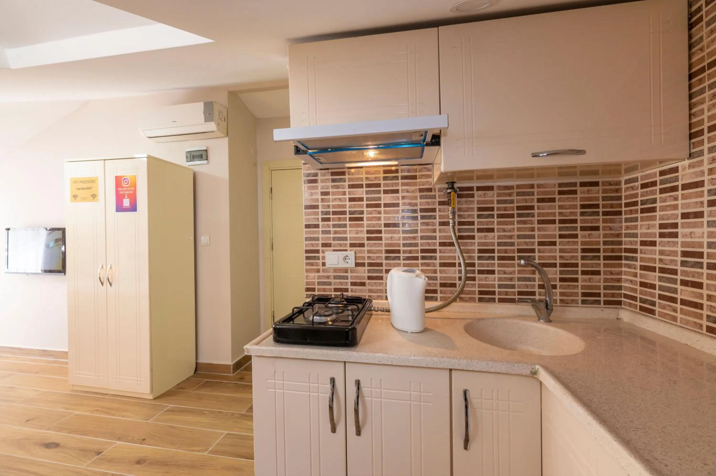 Kitchen or kitchenette in Marida Residence - Istanbul Taksim