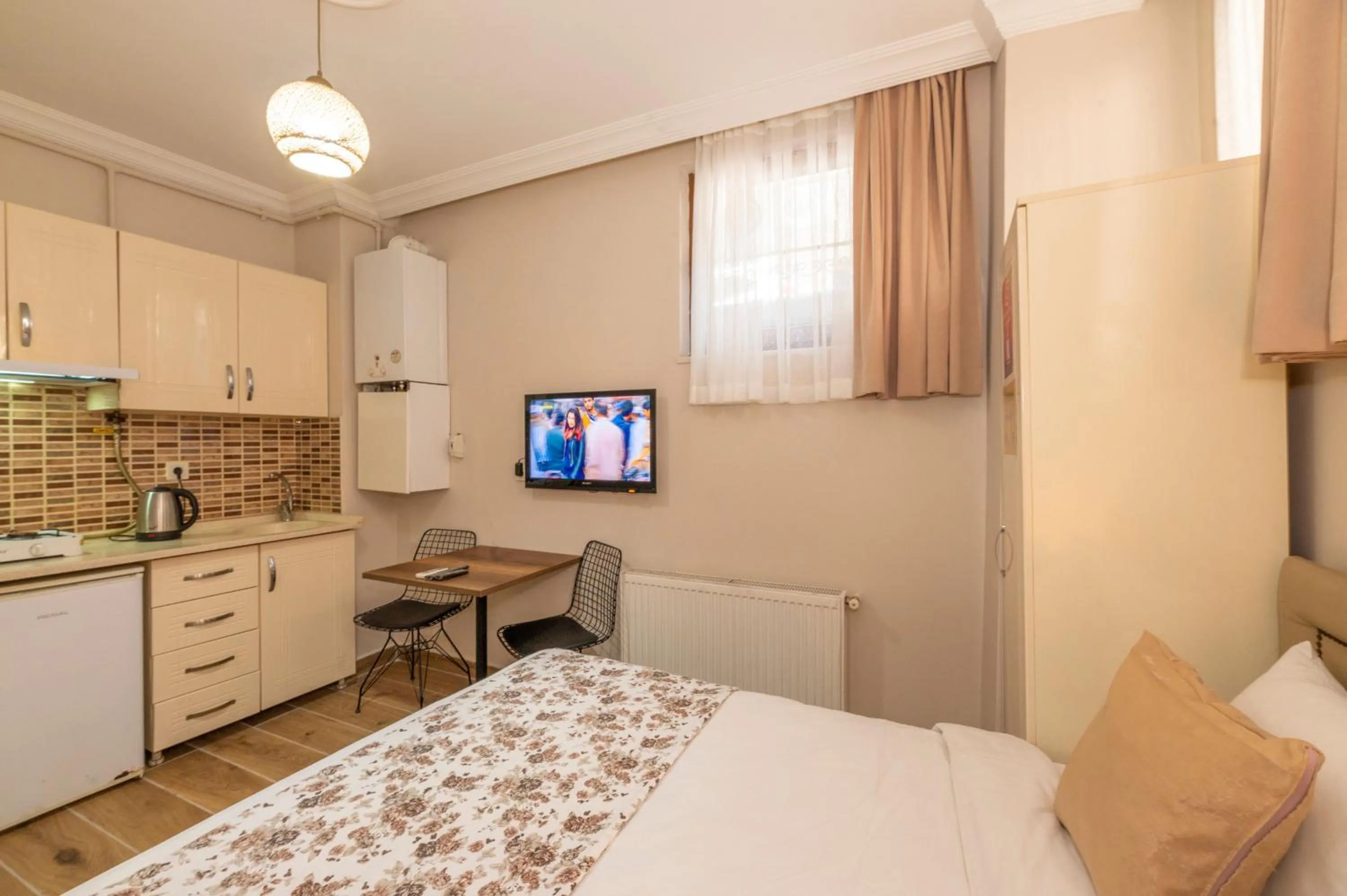 Photo of the whole room, Bed in Marida Residence - Istanbul Taksim