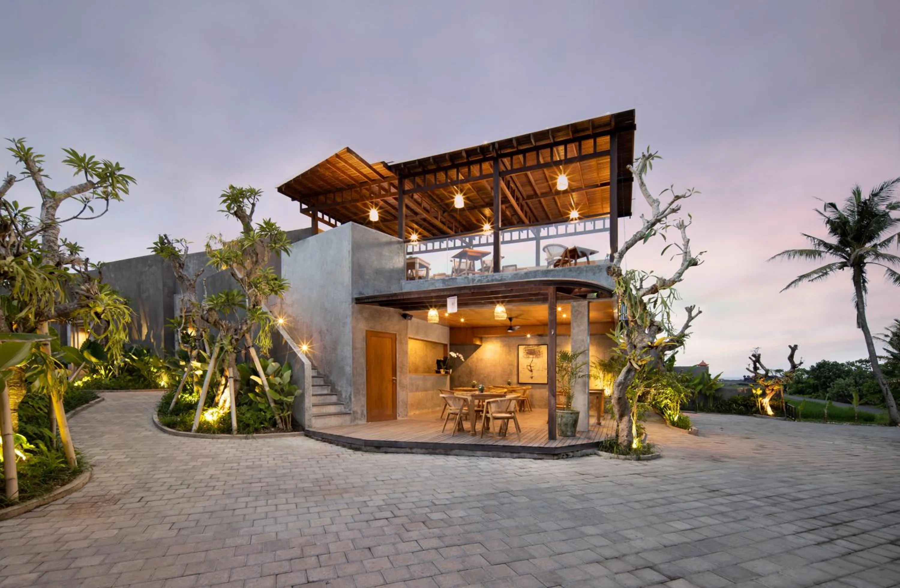 Restaurant/places to eat in Agrapana Beach Villa