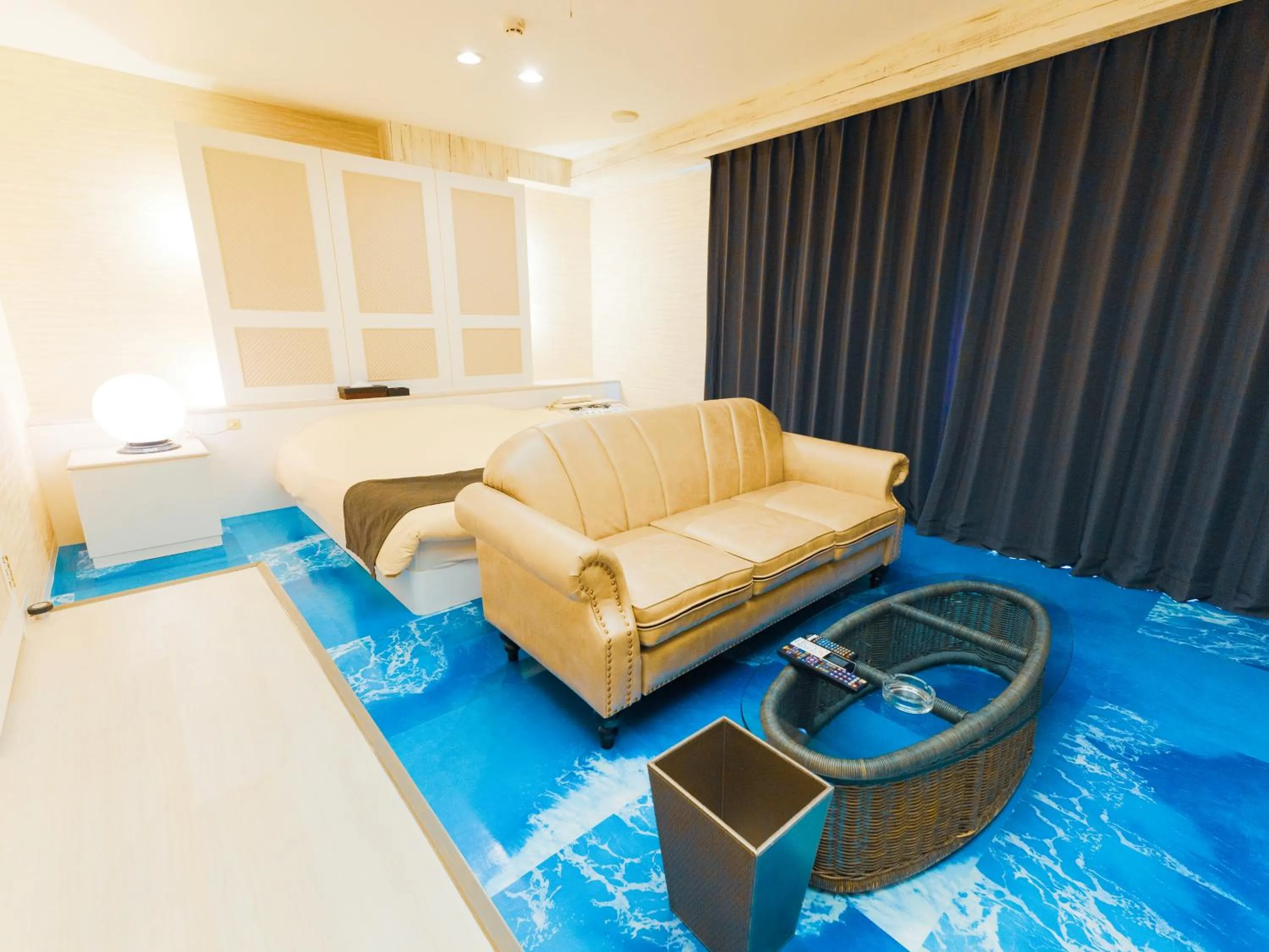 GLAMROSE -Adult Only Motel-