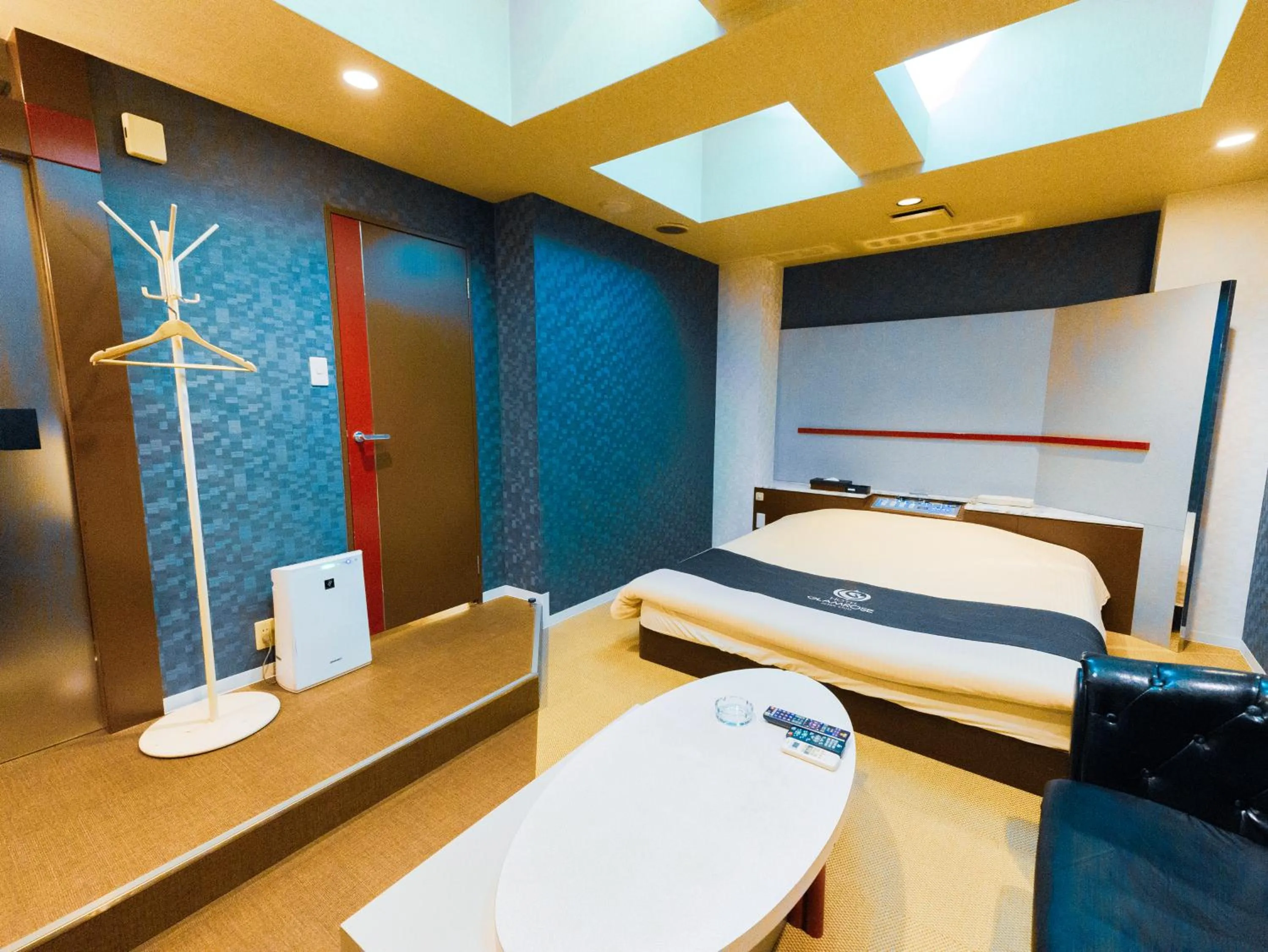 Bed in GLAMROSE -Adult Only Motel-