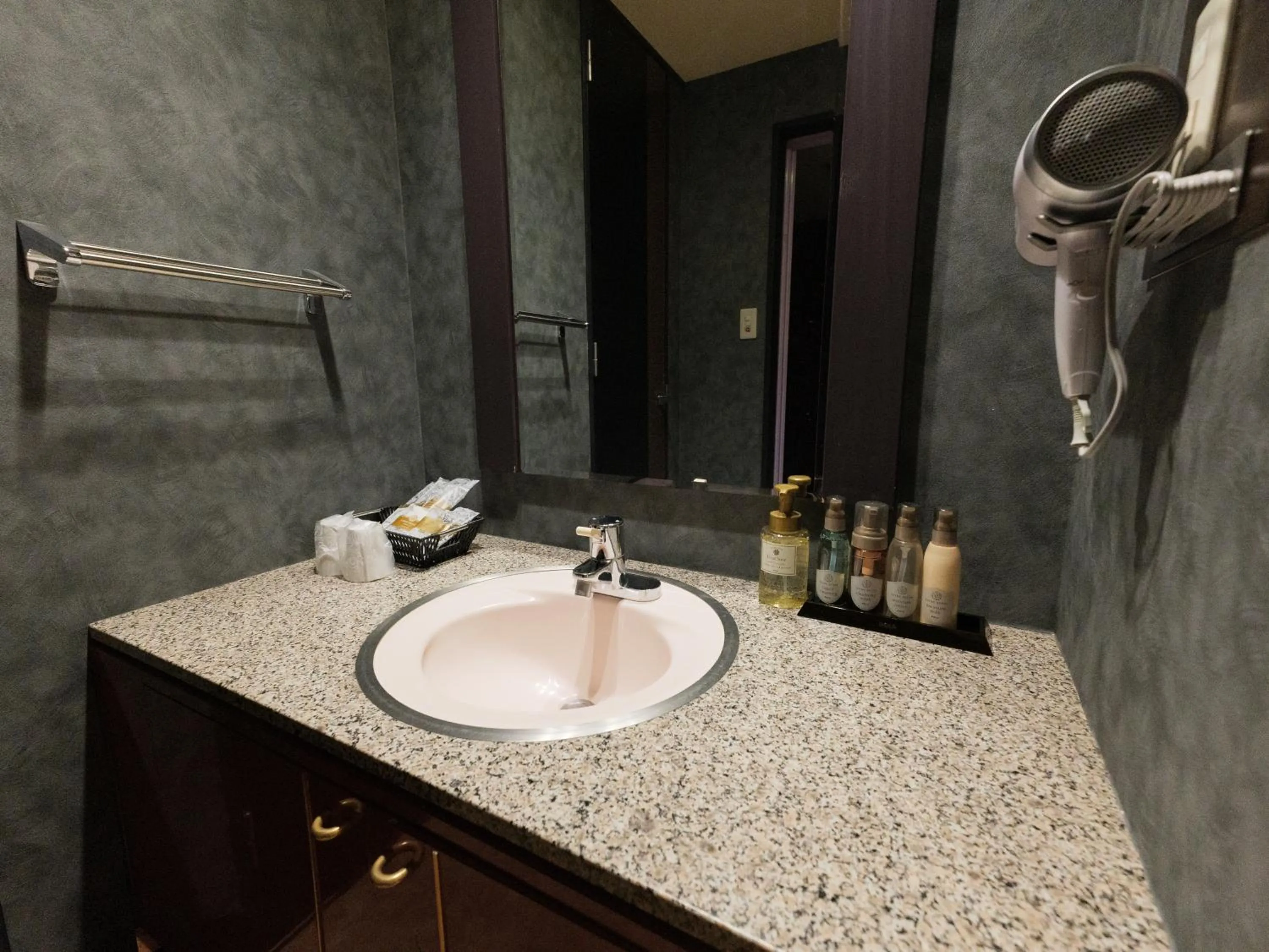 GLAMROSE -Adult Only Motel-