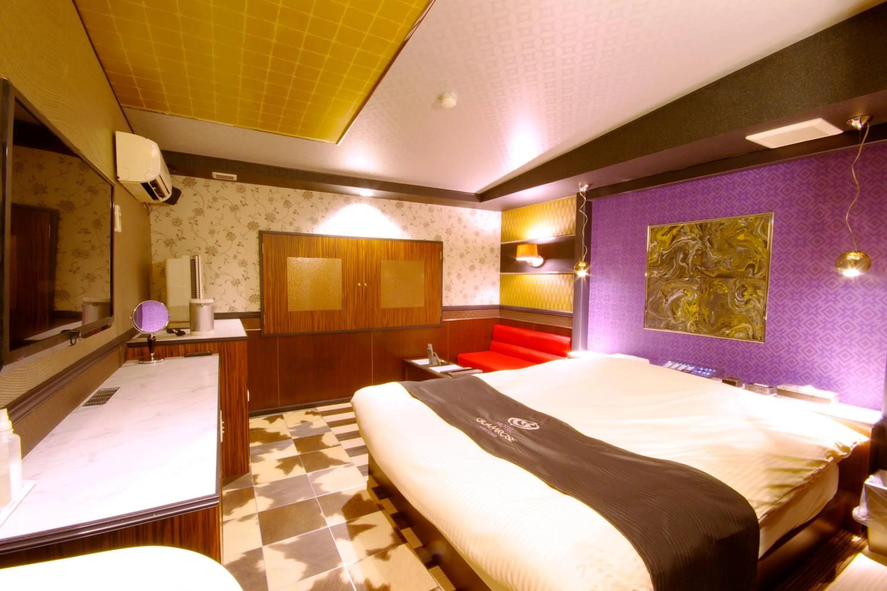 Bed in GLAMROSE -Adult Only Motel-