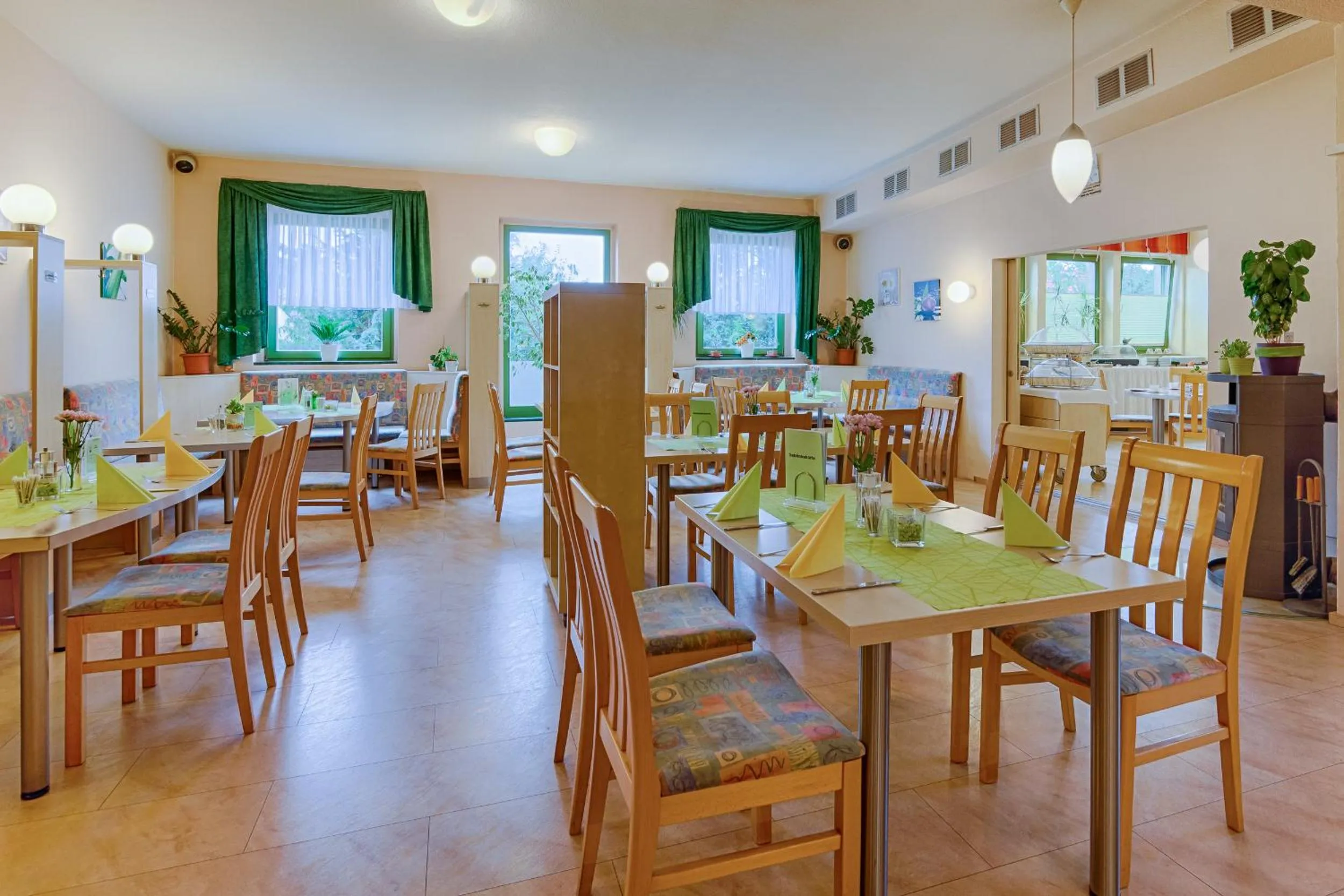 Restaurant/places to eat in Hotel am Galgenberg