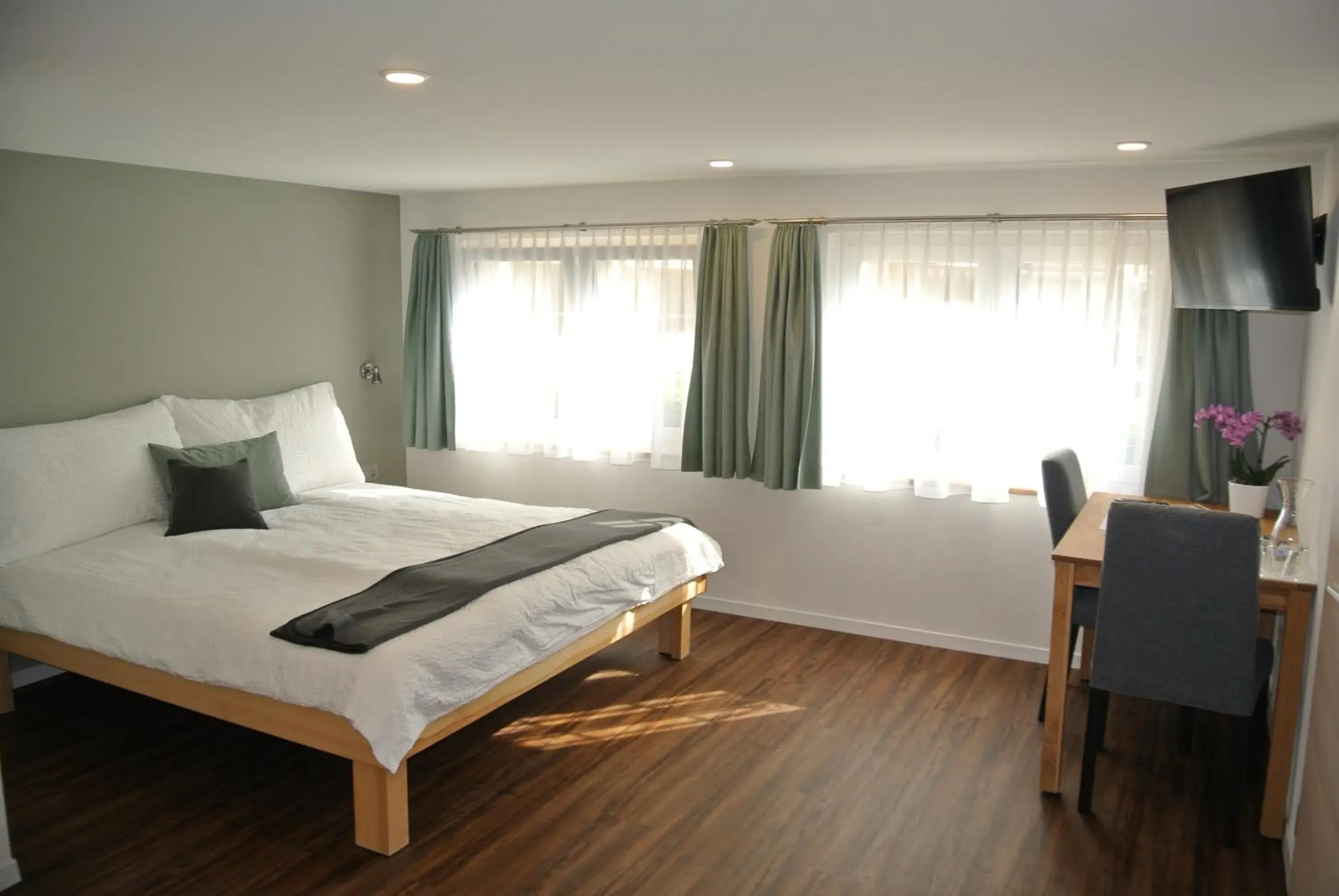 Classic Quadruple Room in Gasthaus Gemsli Classic Quadruple Room in Gasthaus Gemsli