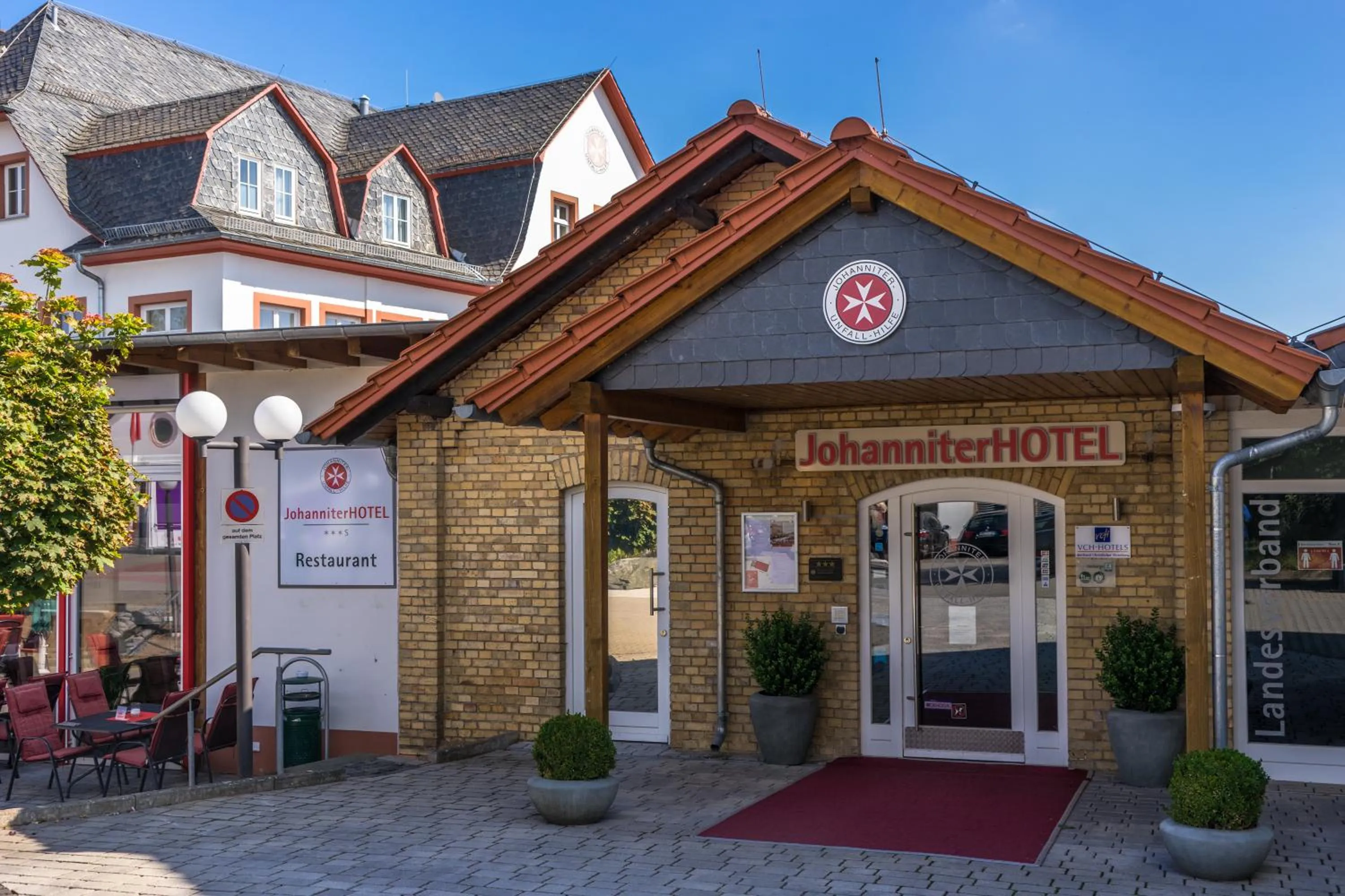 Property building in Johanniterhotel