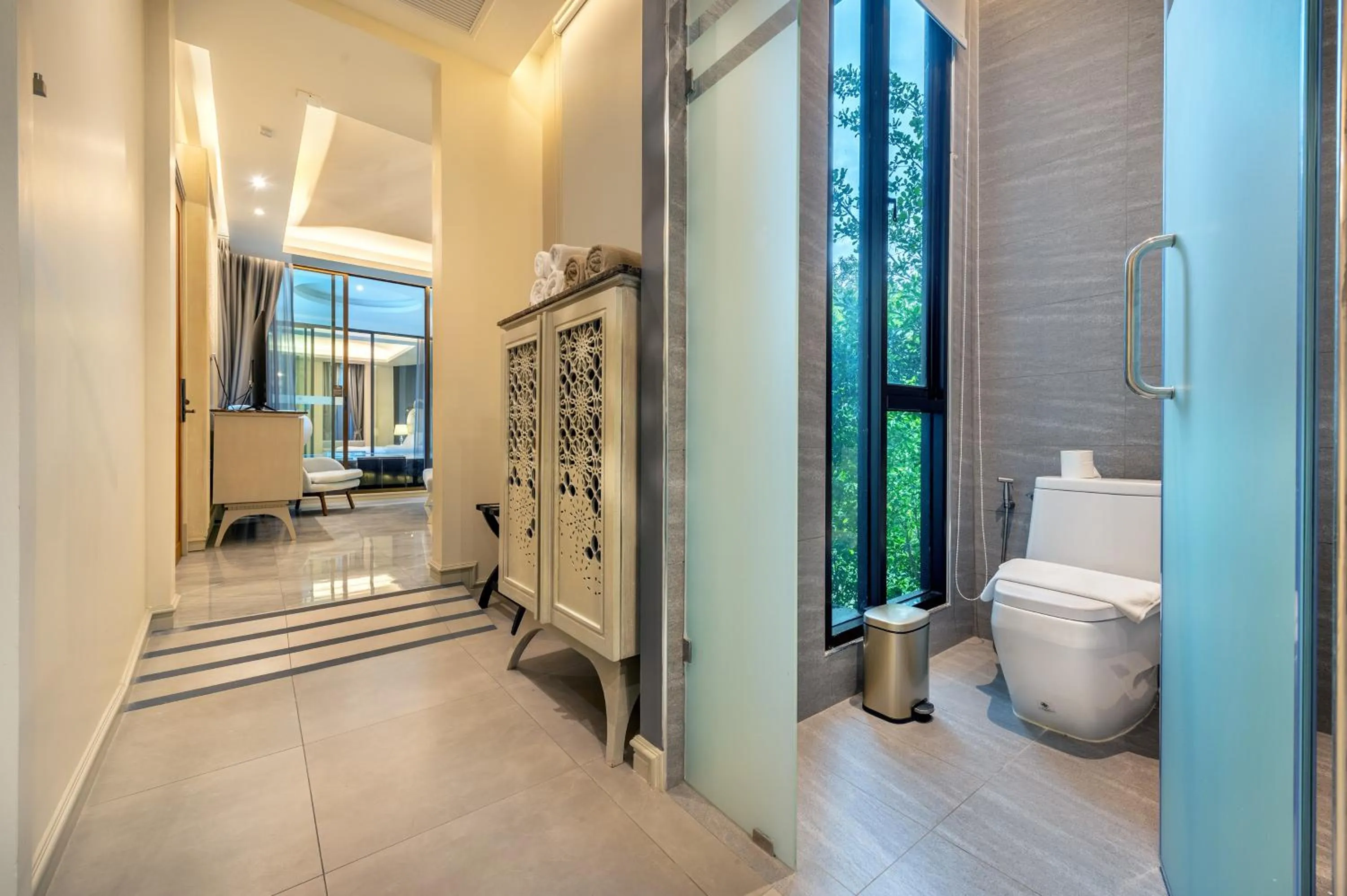 Toilet in Phukalini Luxury Pool Villa & Onsen