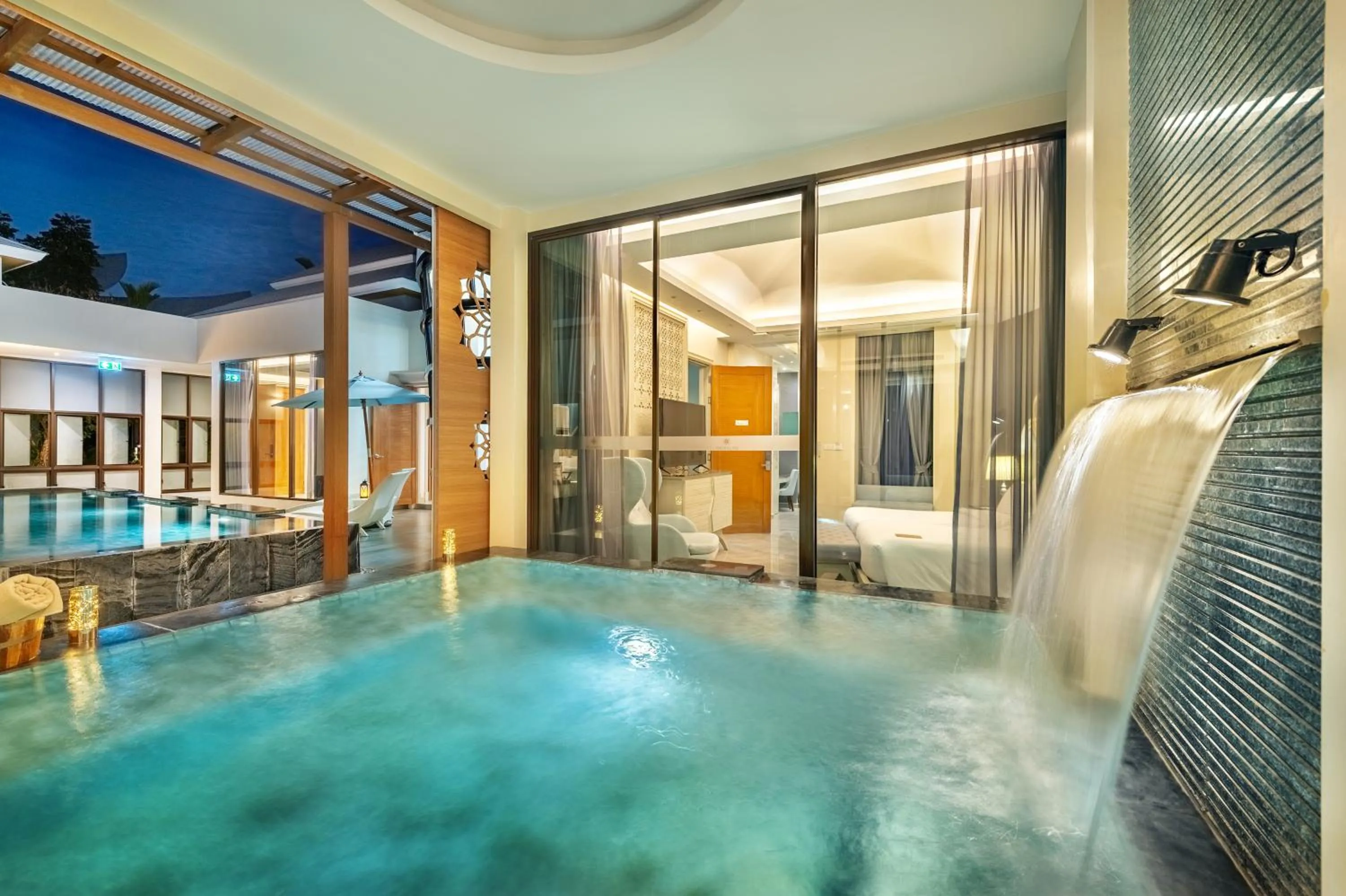 Hot Tub in Phukalini Luxury Pool Villa & Onsen