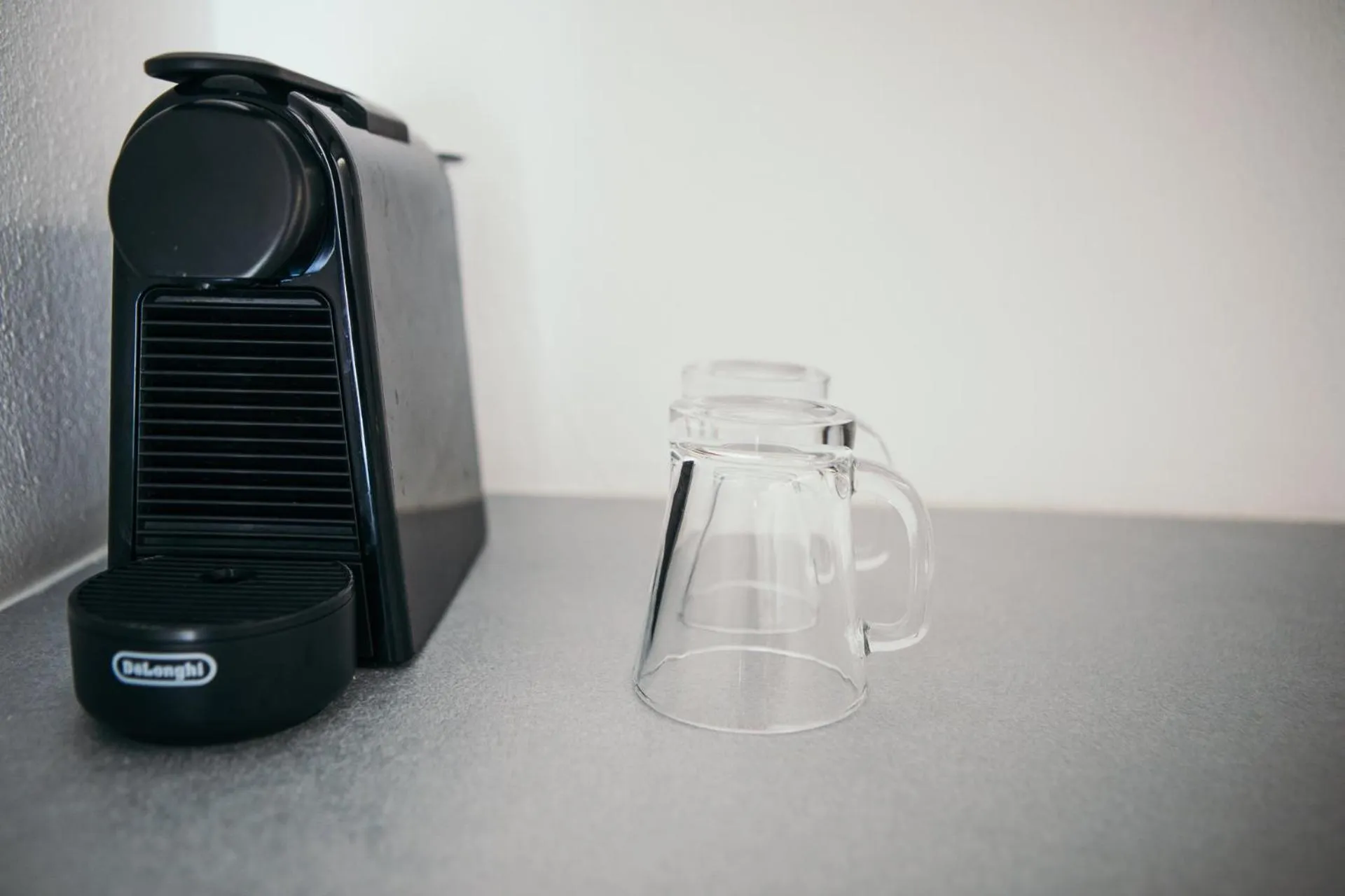 Coffee/tea facilities in Exi Sea Side Suites