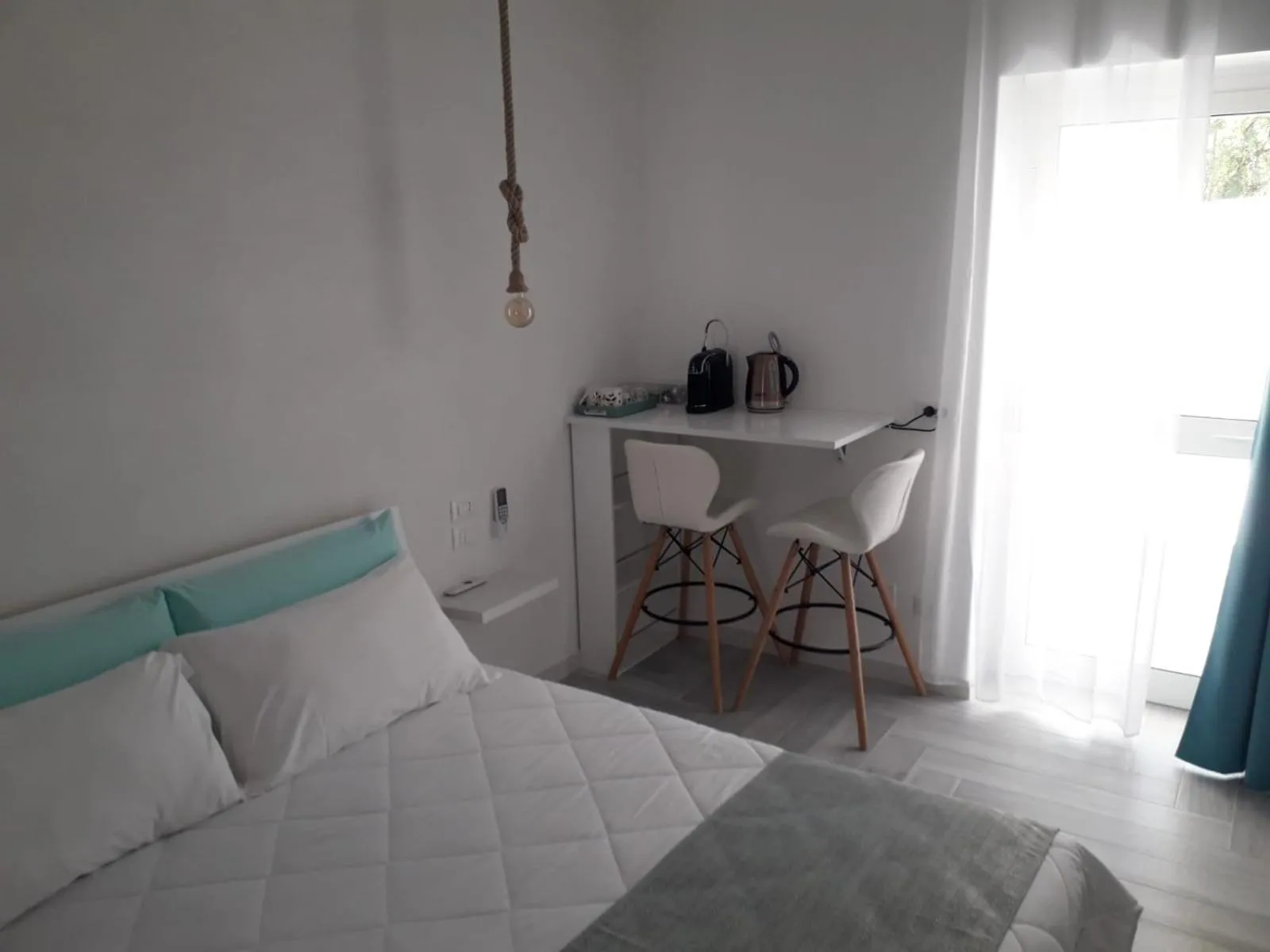 Bed in Aquamarì B&B