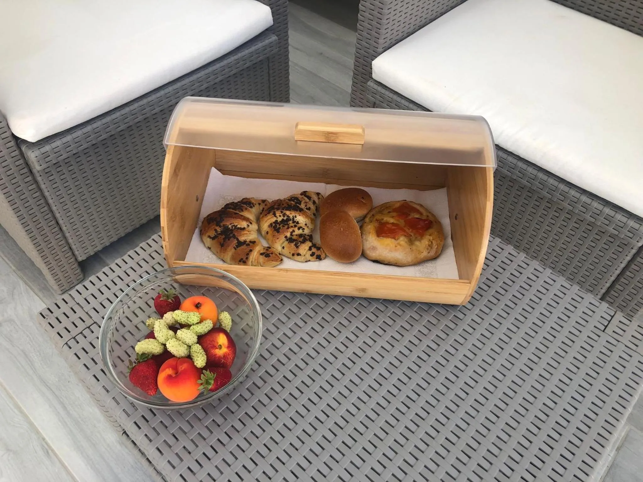 Breakfast in Aquamarì B&B