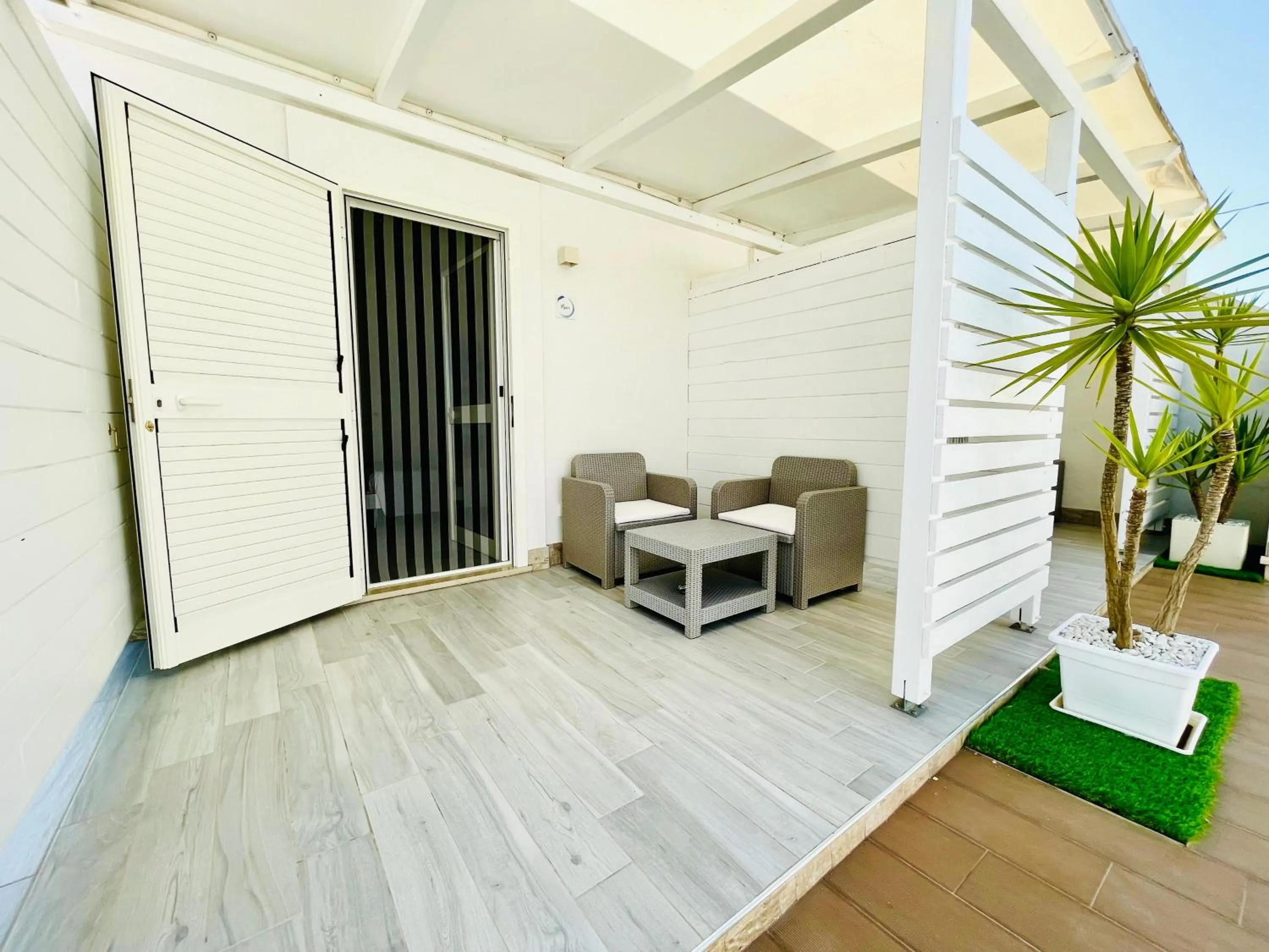 Patio in Aquamarì B&B