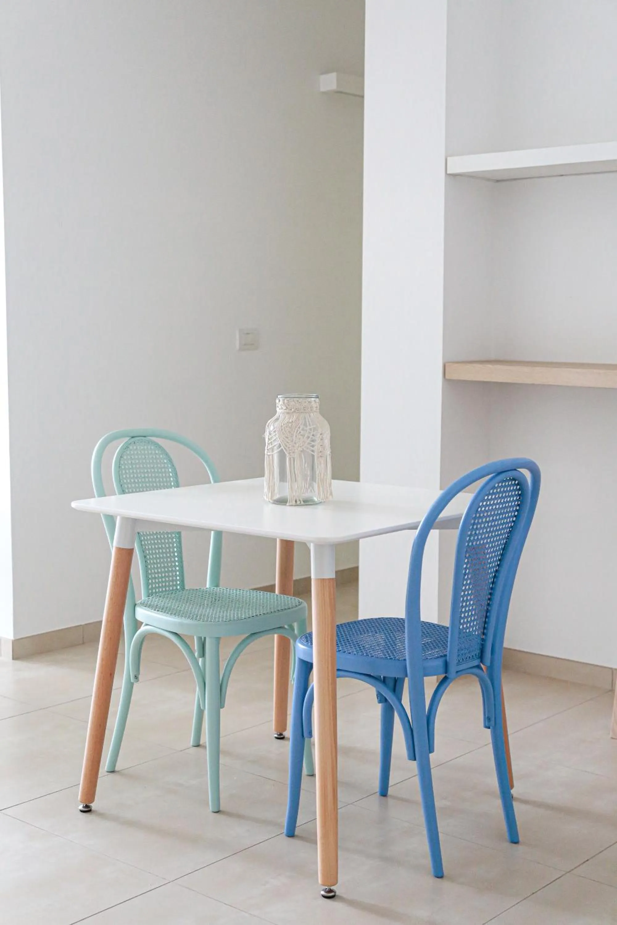 Communal kitchen in Casa Clementina Rooms vista mare