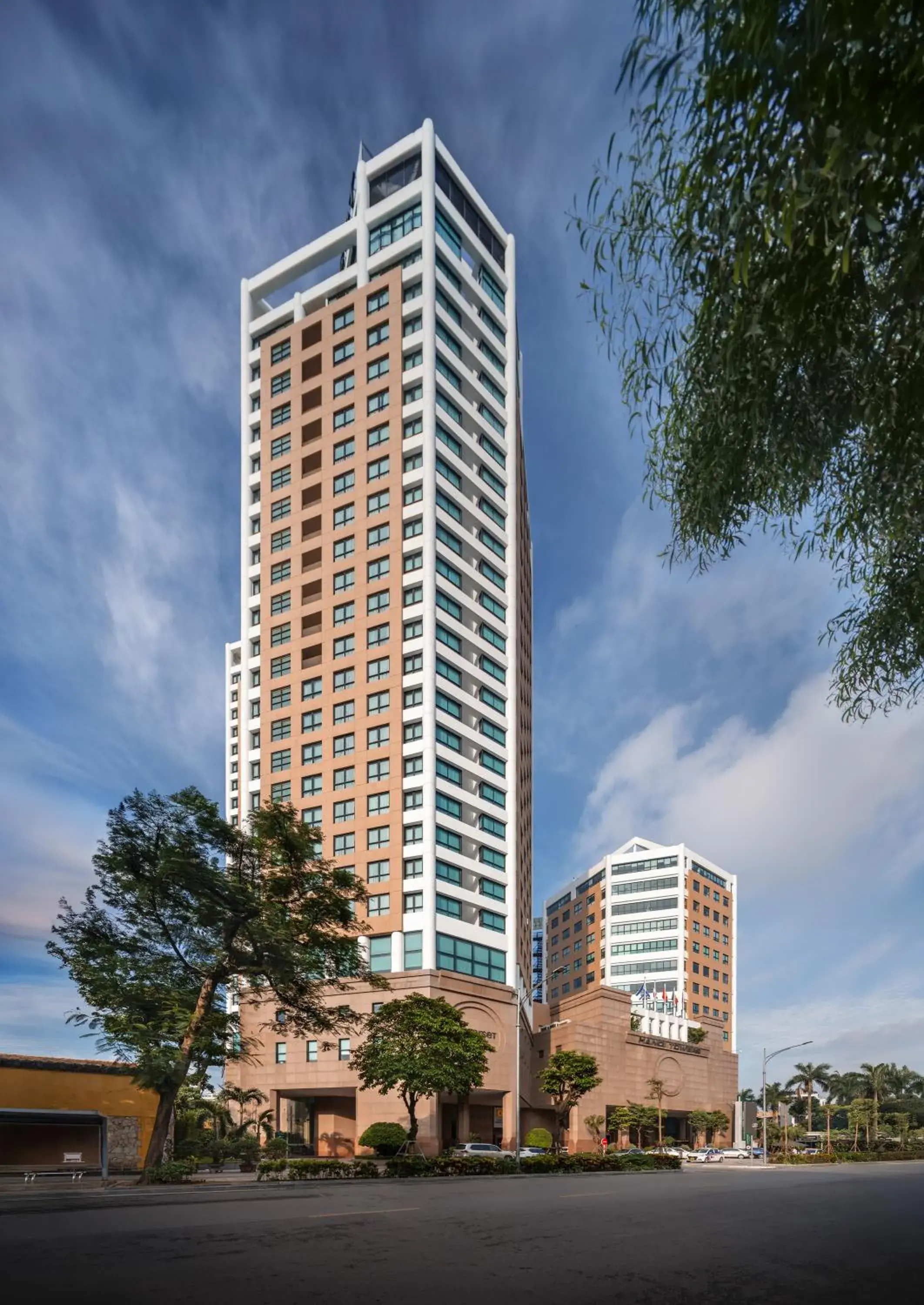Property building in Somerset Grand Hanoi Property building in Somerset Grand Hanoi