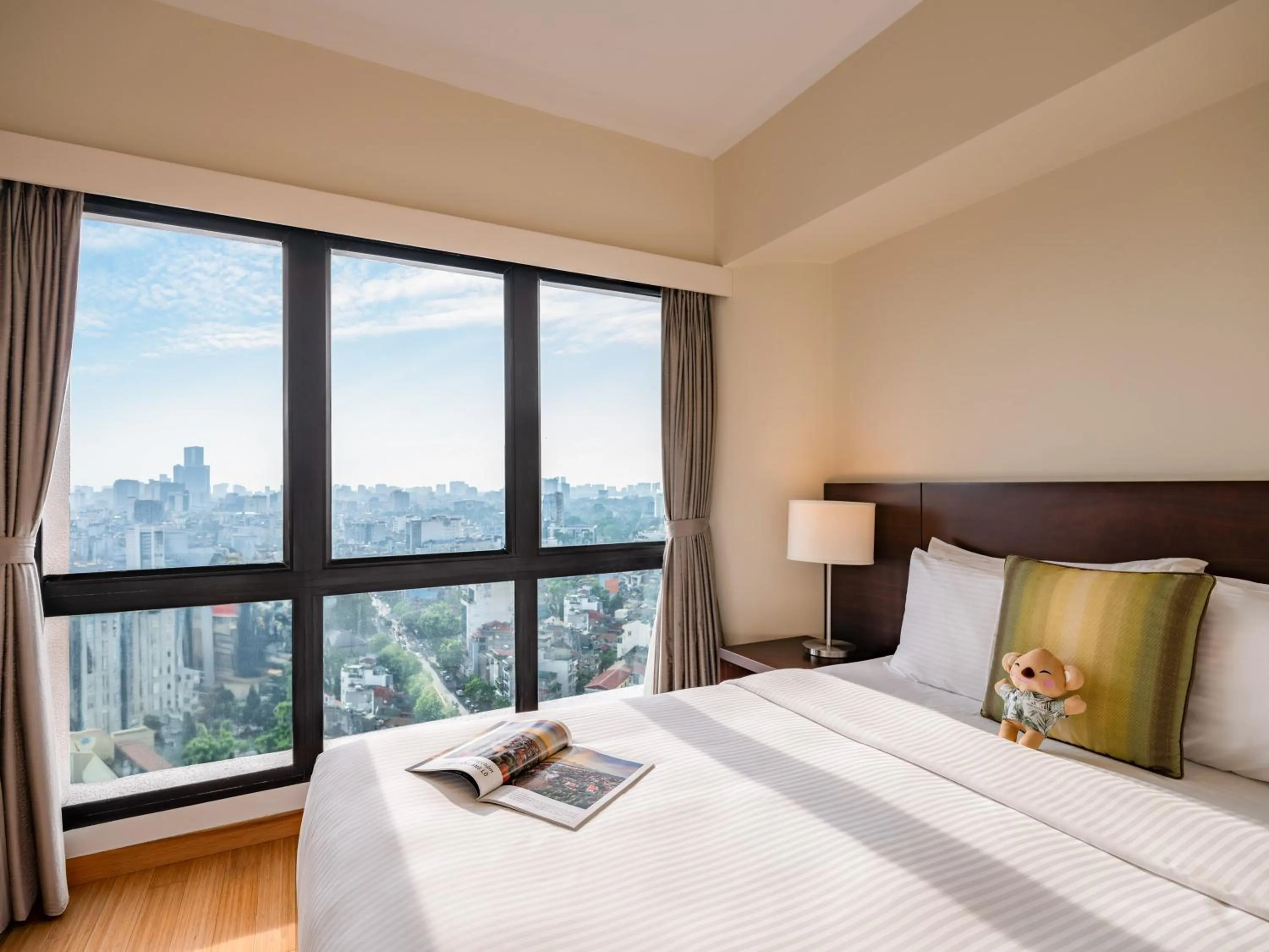 Bedroom, Bed in Somerset Grand Hanoi