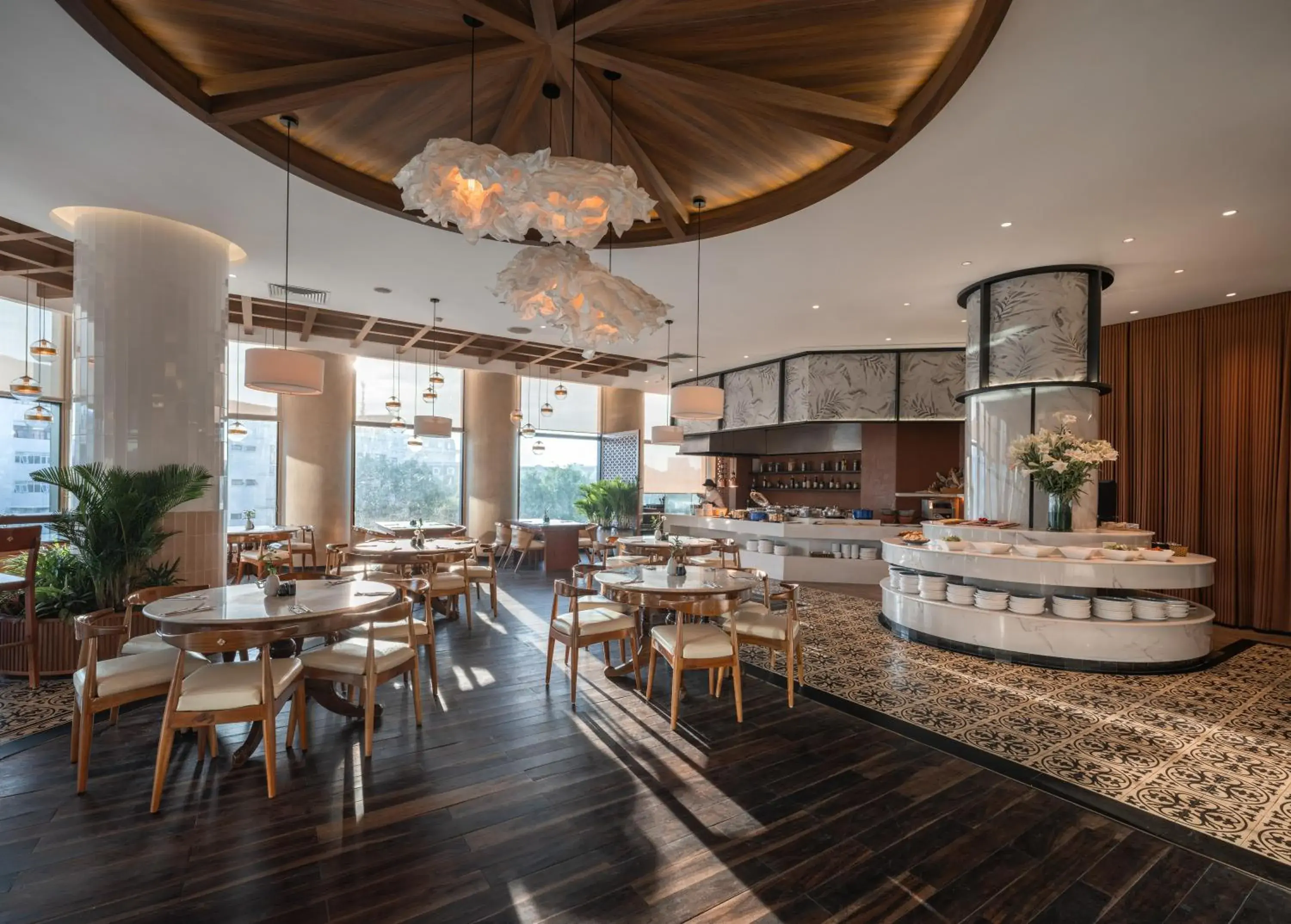 Restaurant/places to eat in Somerset Grand Hanoi Restaurant/places to eat in Somerset Grand Hanoi