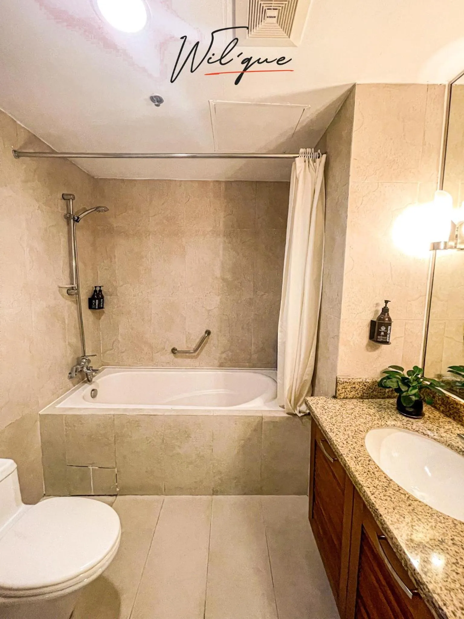 Bathroom in Wil'que Westlake Hotel & Residences