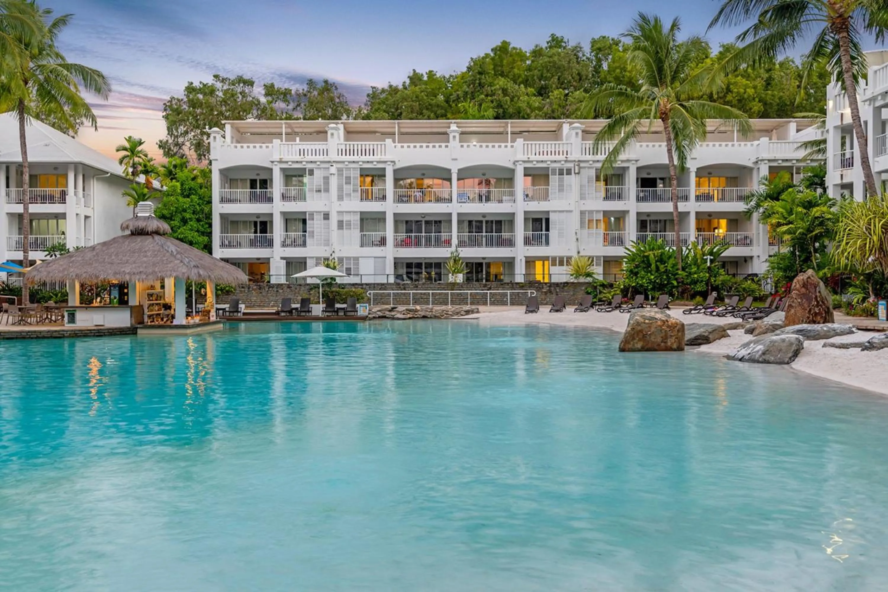 Property building in Beach Club Palm Cove 2 Bedroom Luxury Penthouse