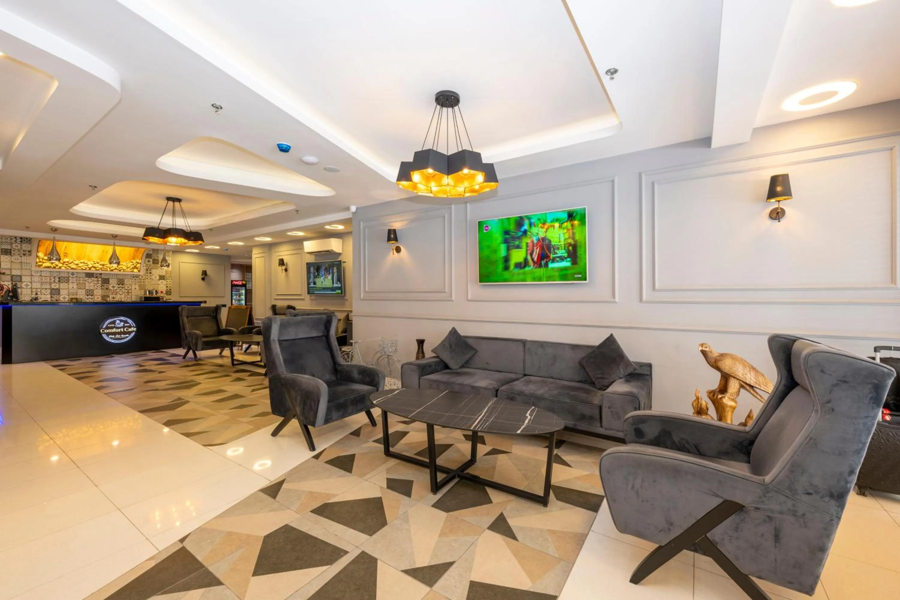 Lobby or reception in Comfort Suites Hotel