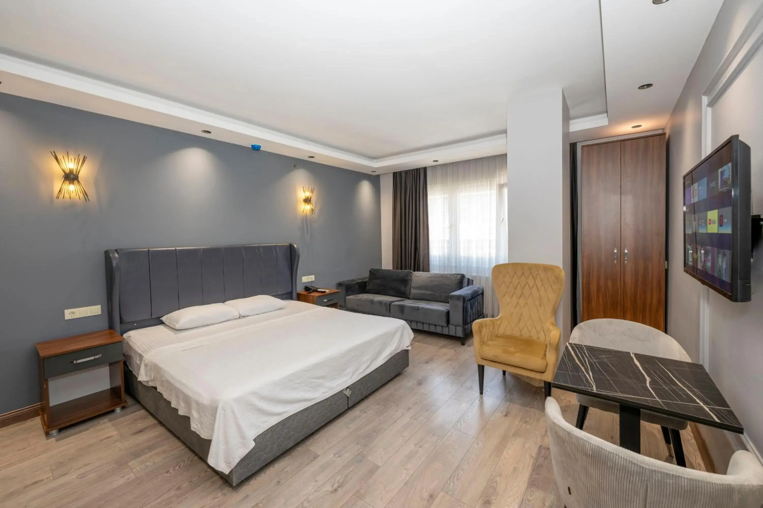 Double Room in Comfort Suites Hotel Double Room in Comfort Suites Hotel