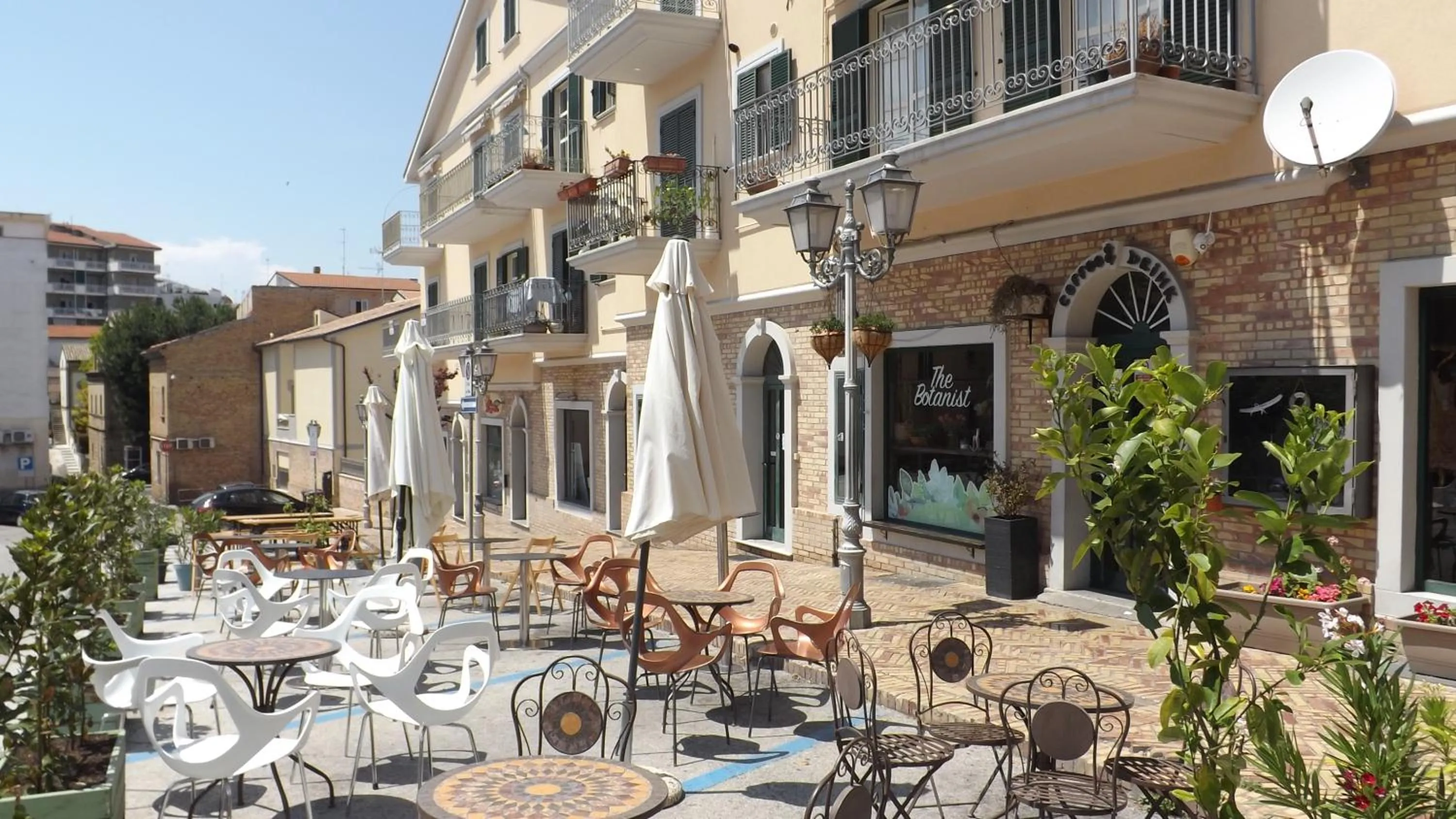 Restaurant/places to eat in B&B Residenza Aragonese