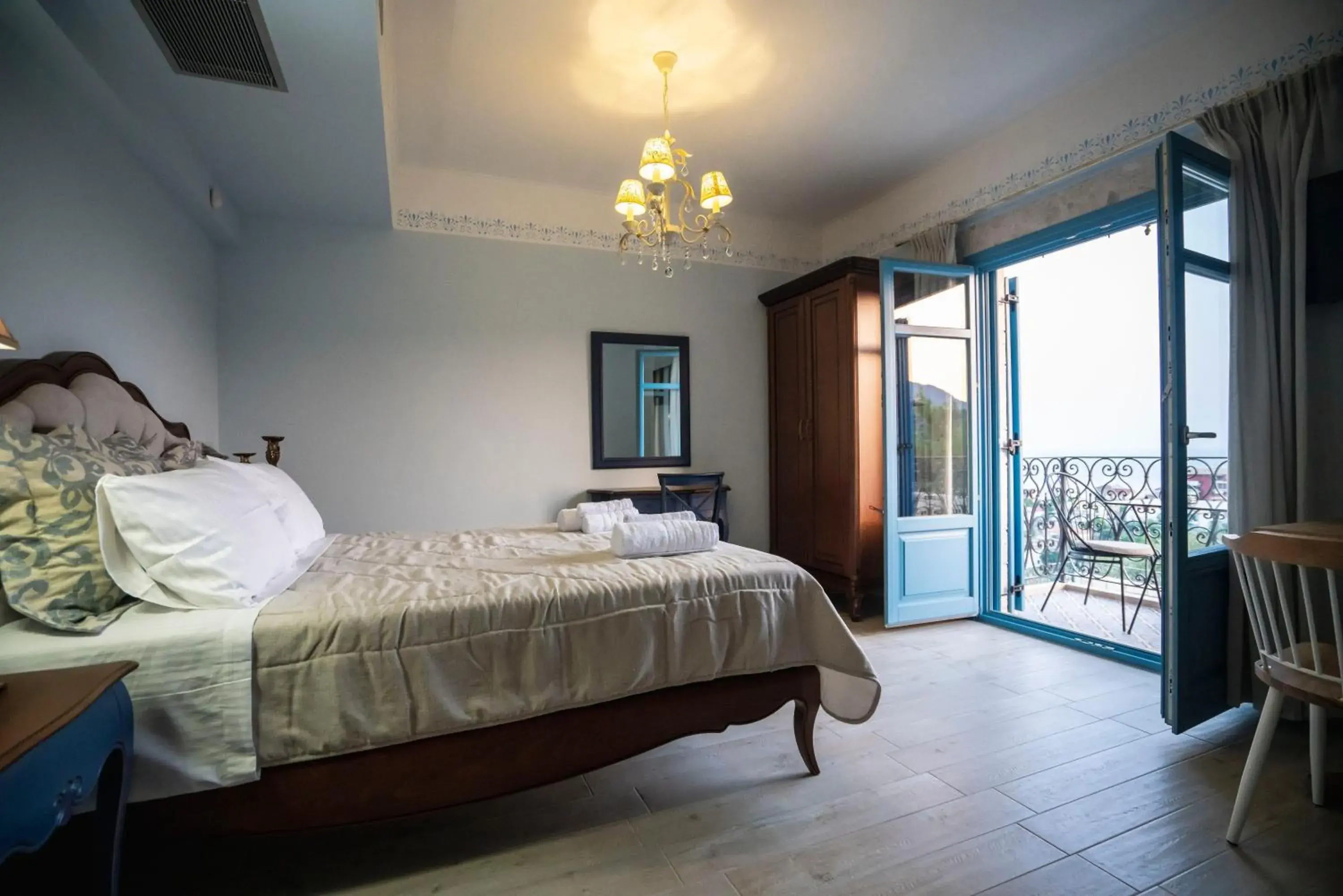 Bed in Elysium Living Parga Bed in Elysium Living Parga