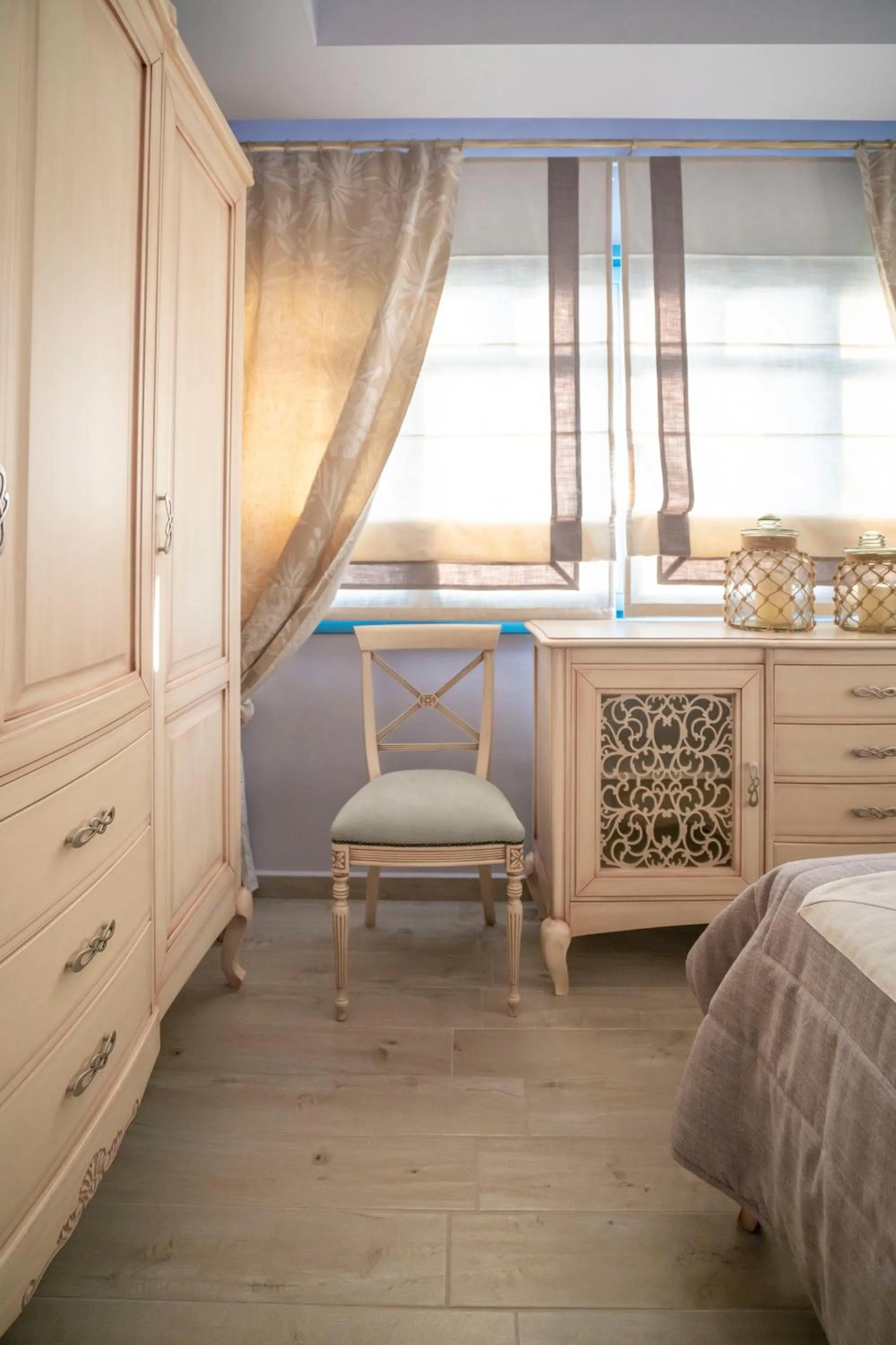 Photo of the whole room, Bed in Elysium Living Parga