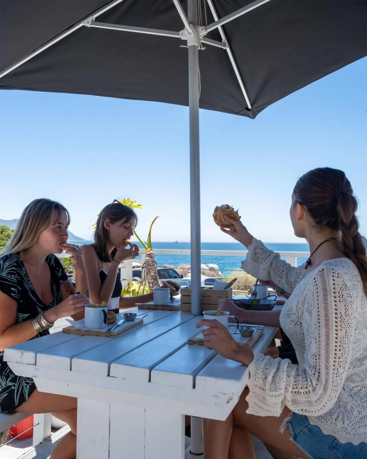 Restaurant/places to eat in Boulders Beach Hotel, Cafe and Curio shop