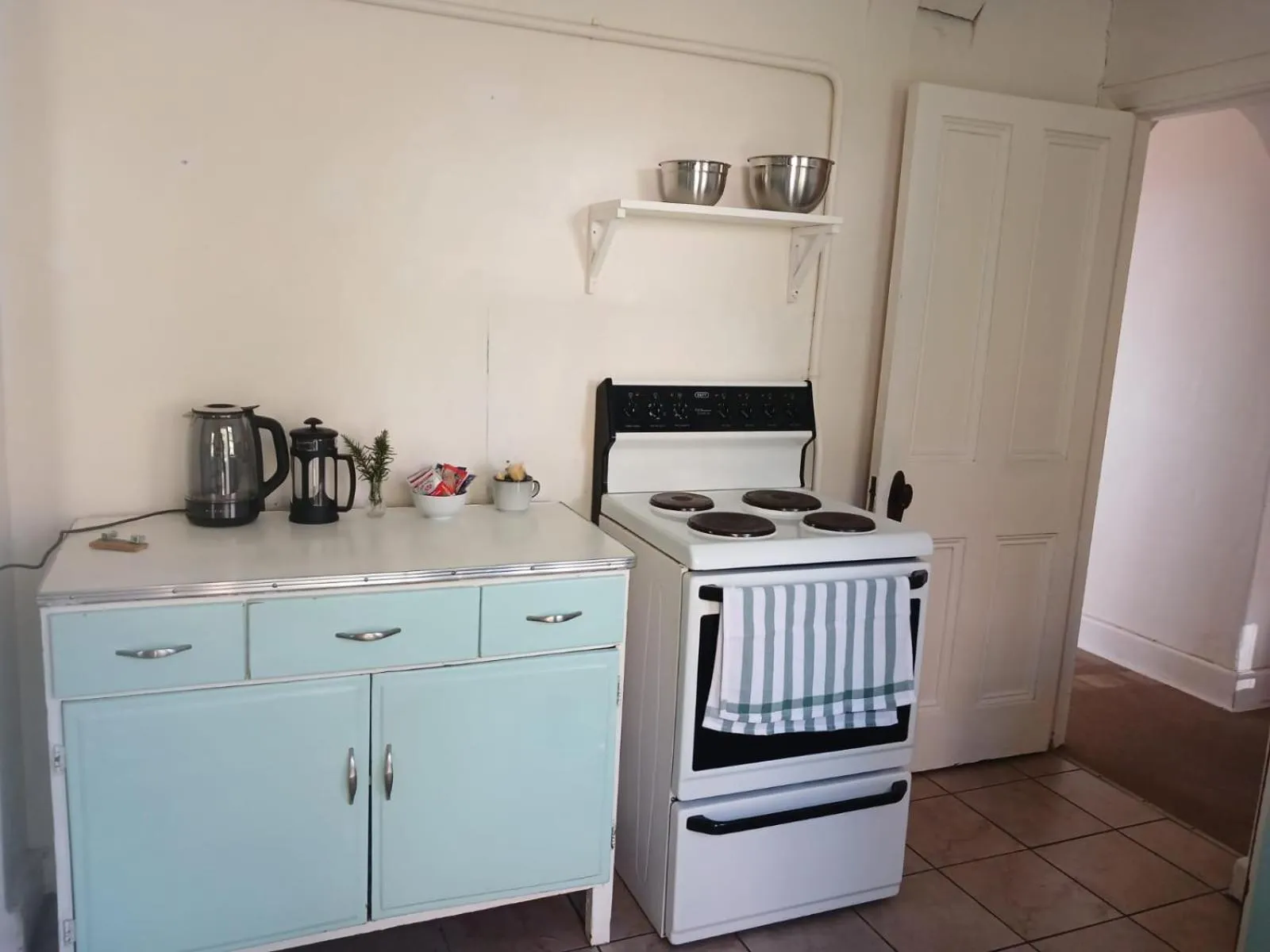 Coffee/tea facilities in Boulders Beach Hotel, Cafe and Curio shop