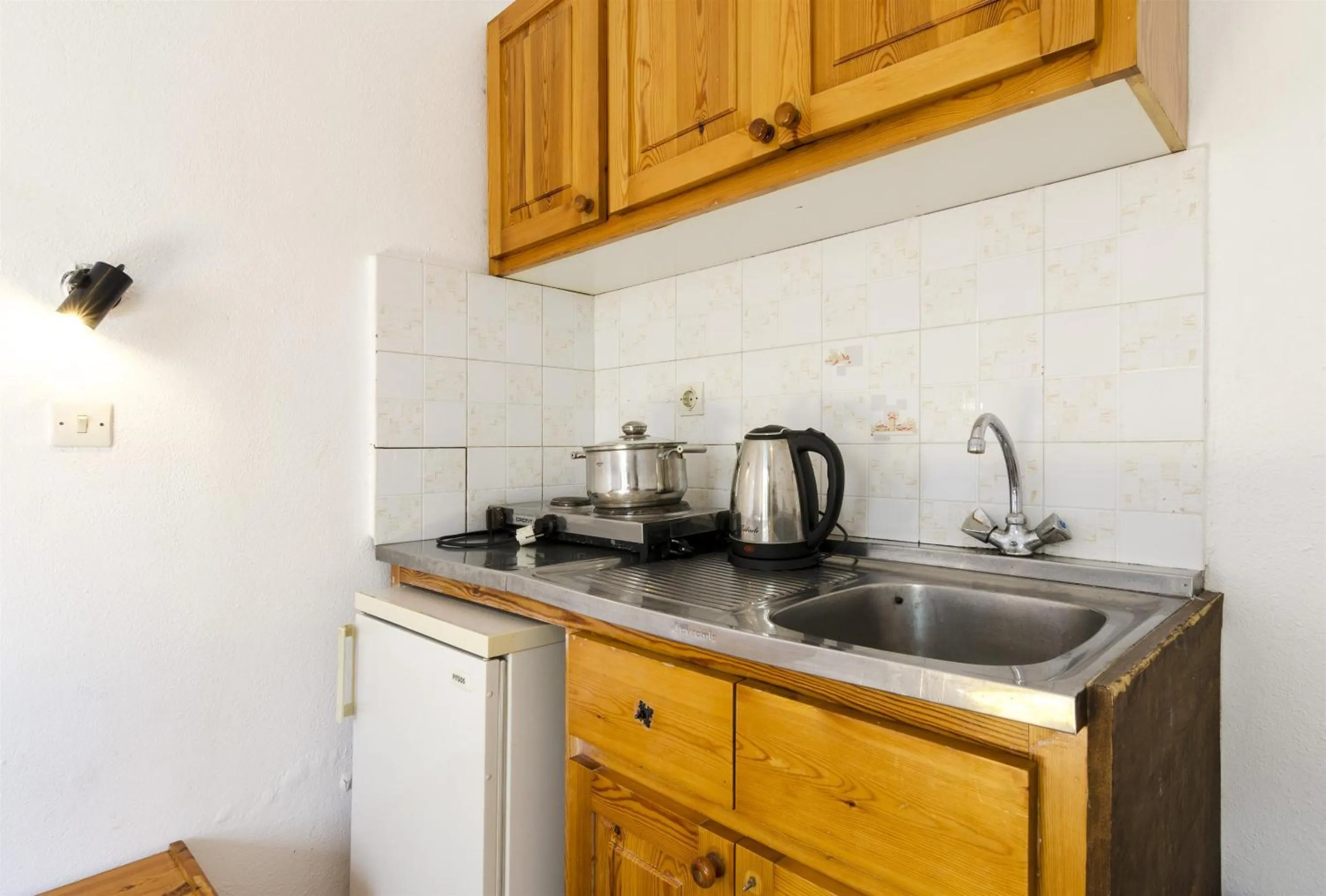 kitchen in Argo Studios