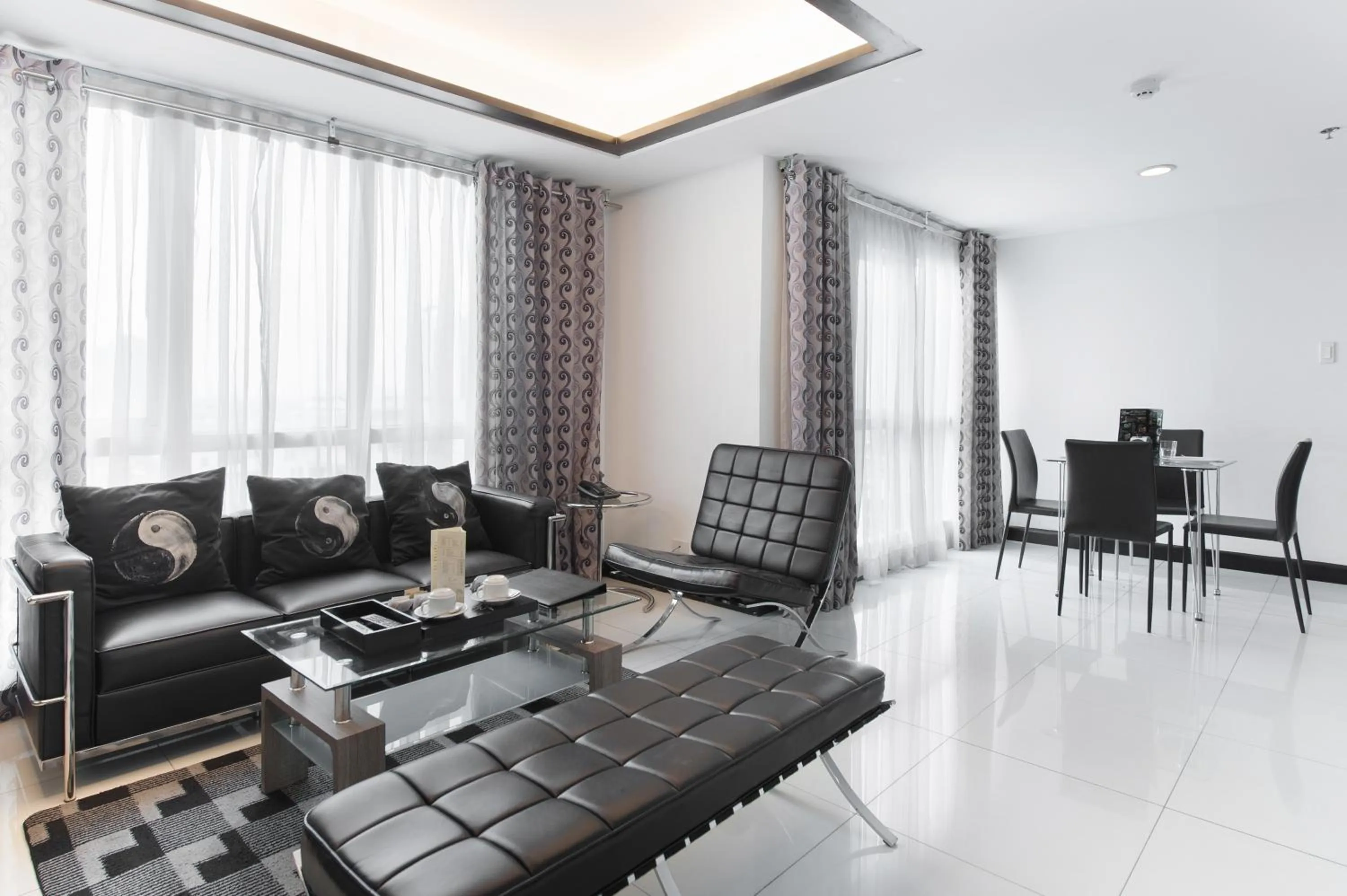 Living room in Y2 Residence Hotel Managed by HII