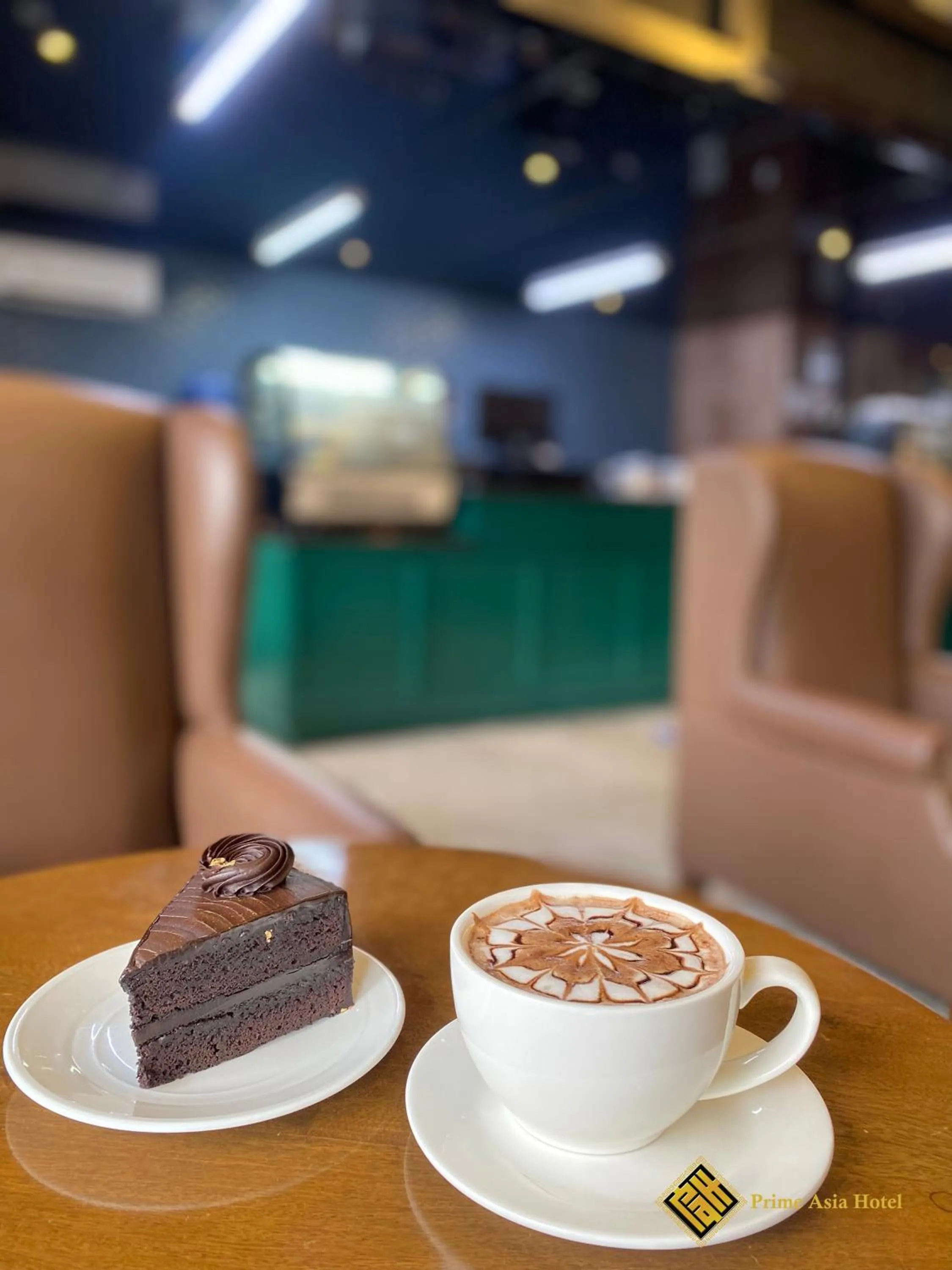 Coffee/tea facilities in Prime Asia Hotel