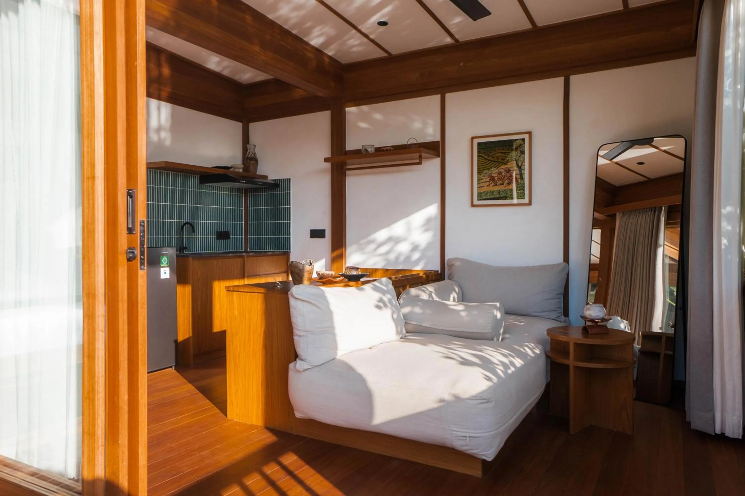 Living room, Bed in Grün Ubud