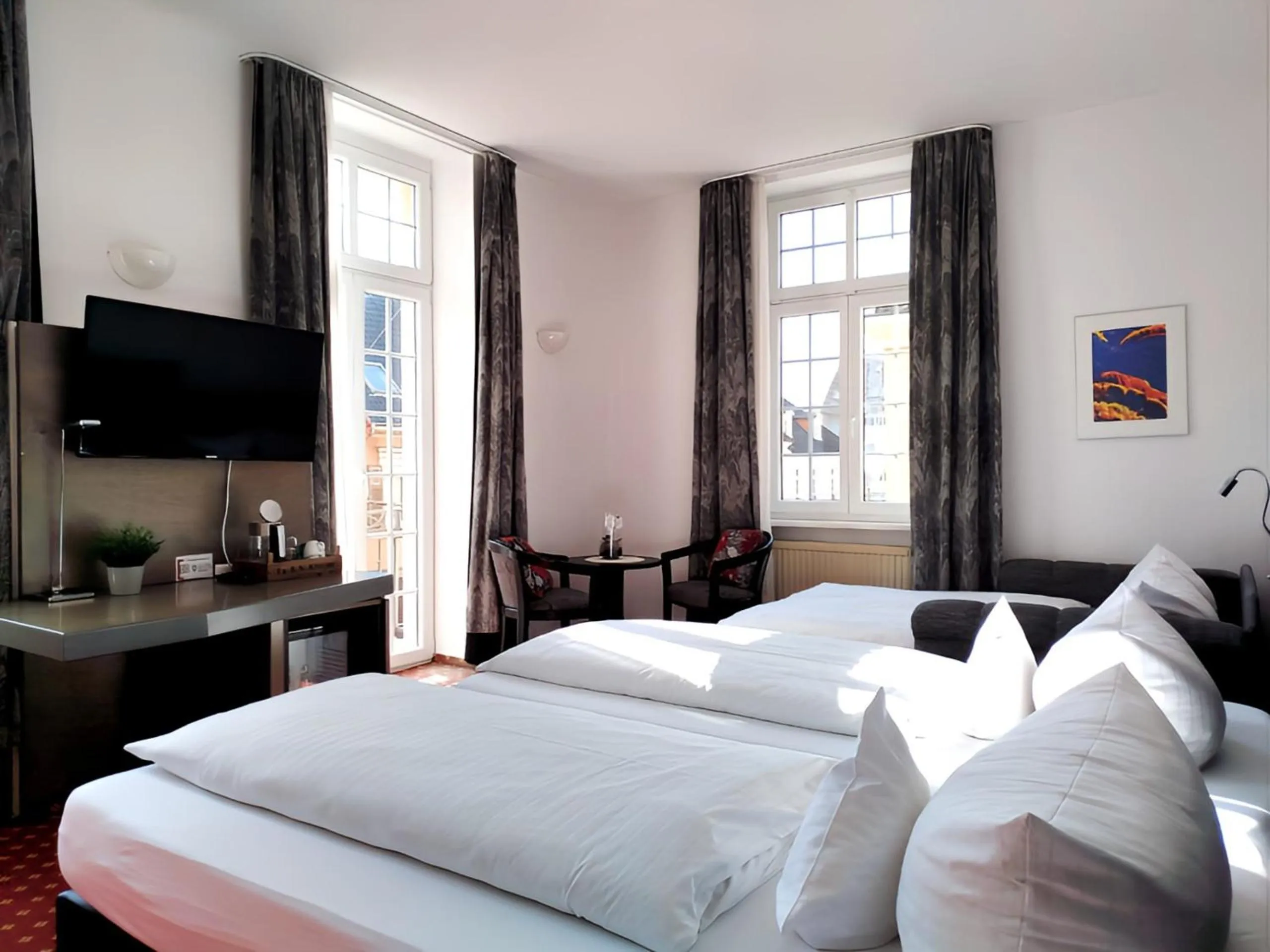 Photo of the whole room, Bed in Hotel Schwert