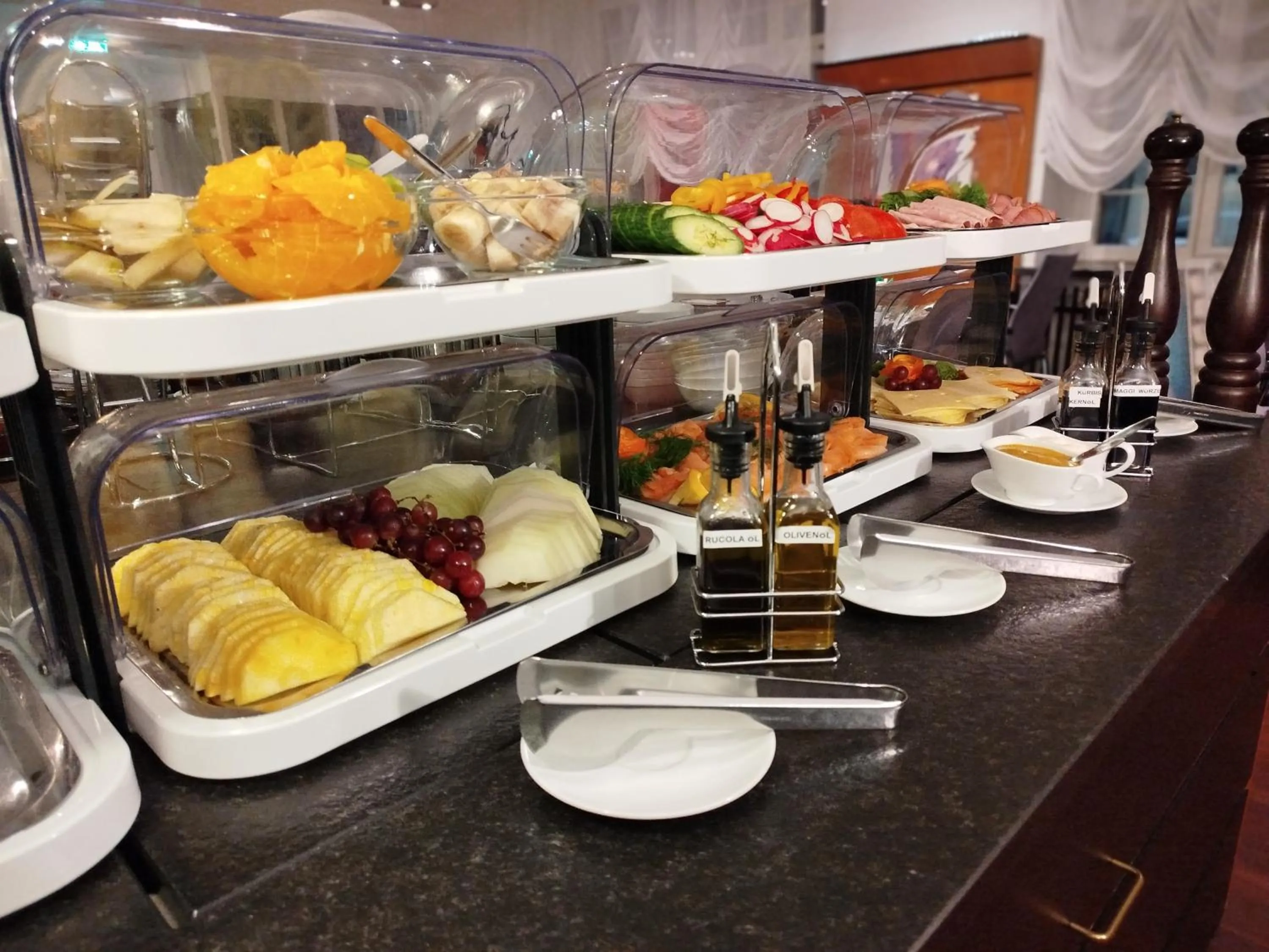 Buffet breakfast in Hotel Schwert