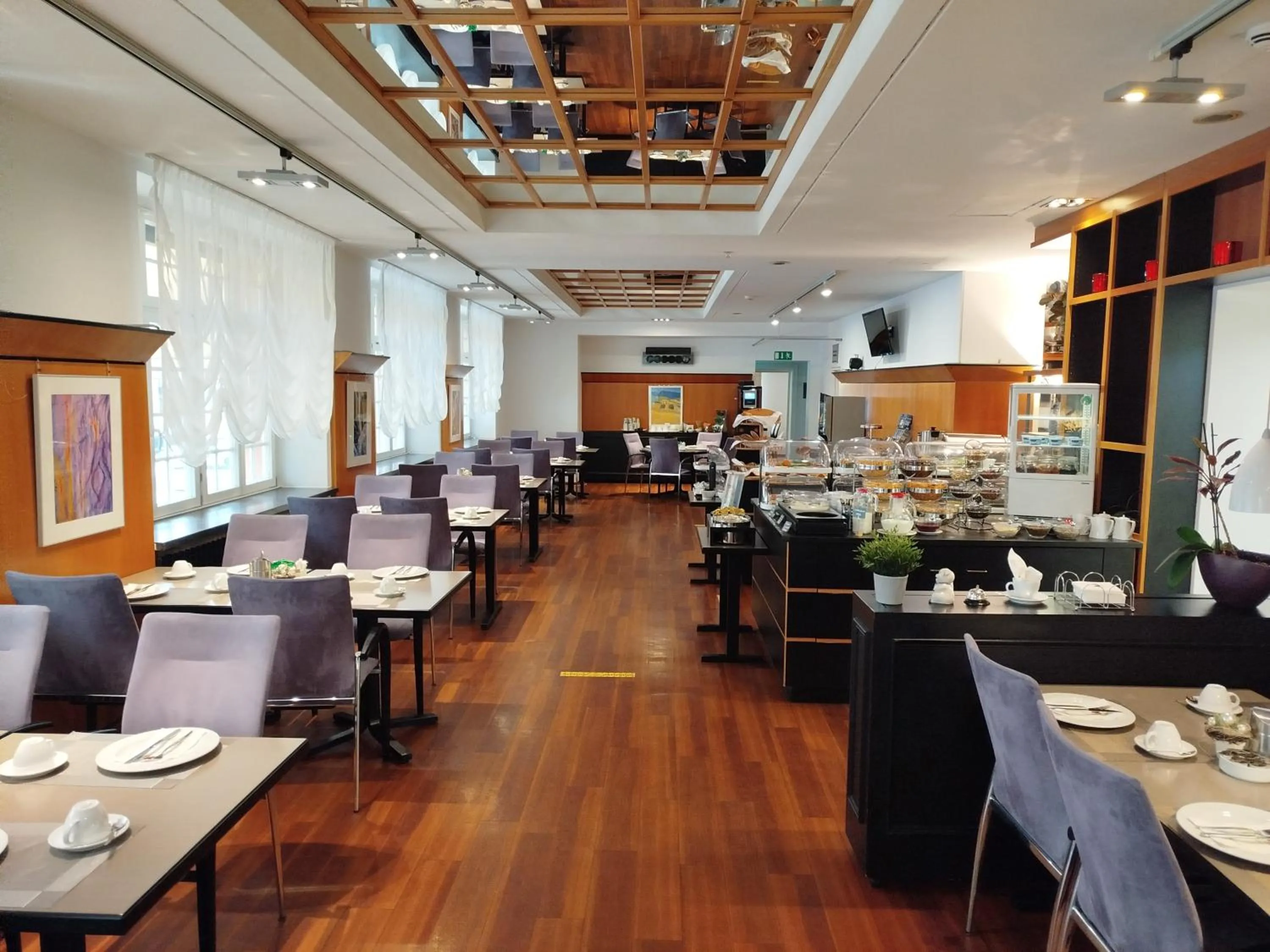 Breakfast in Hotel Schwert