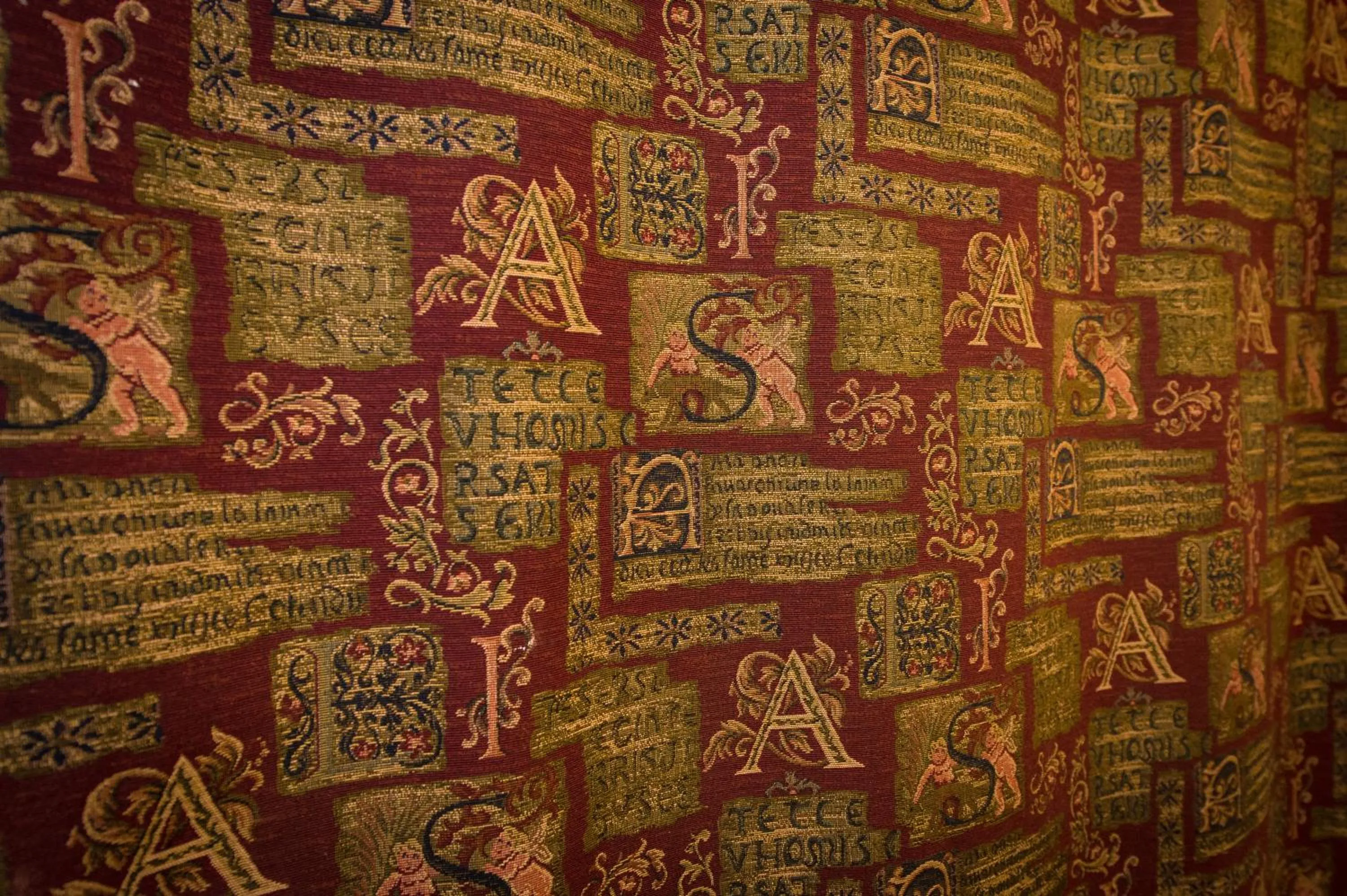 Decorative detail in Victoria House Room Only Accommodation