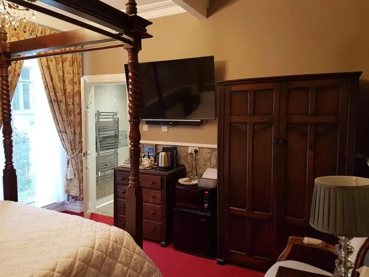 Bed in Victoria House Room Only Accommodation