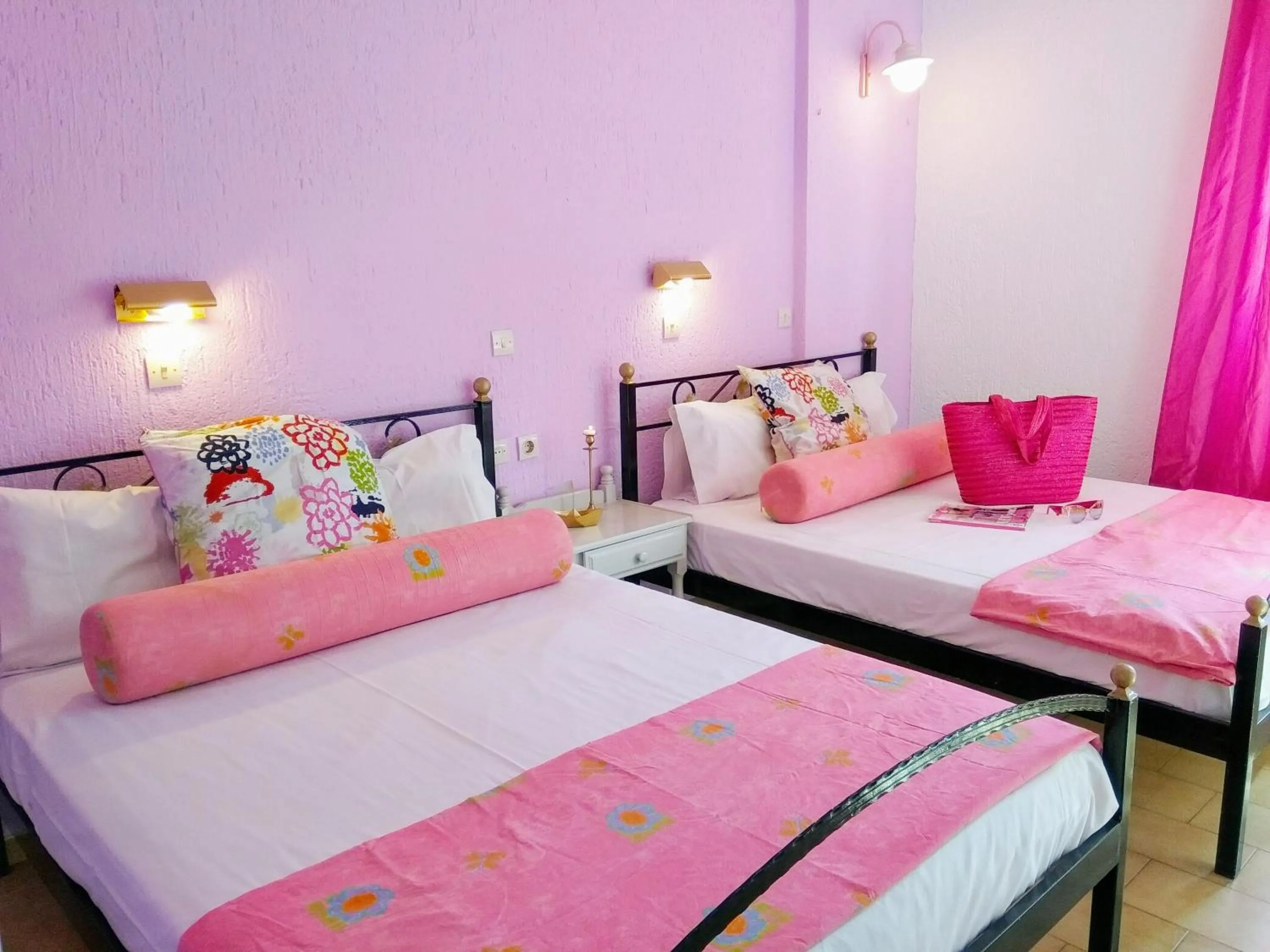 Bedroom, Bed in Orion Apartments