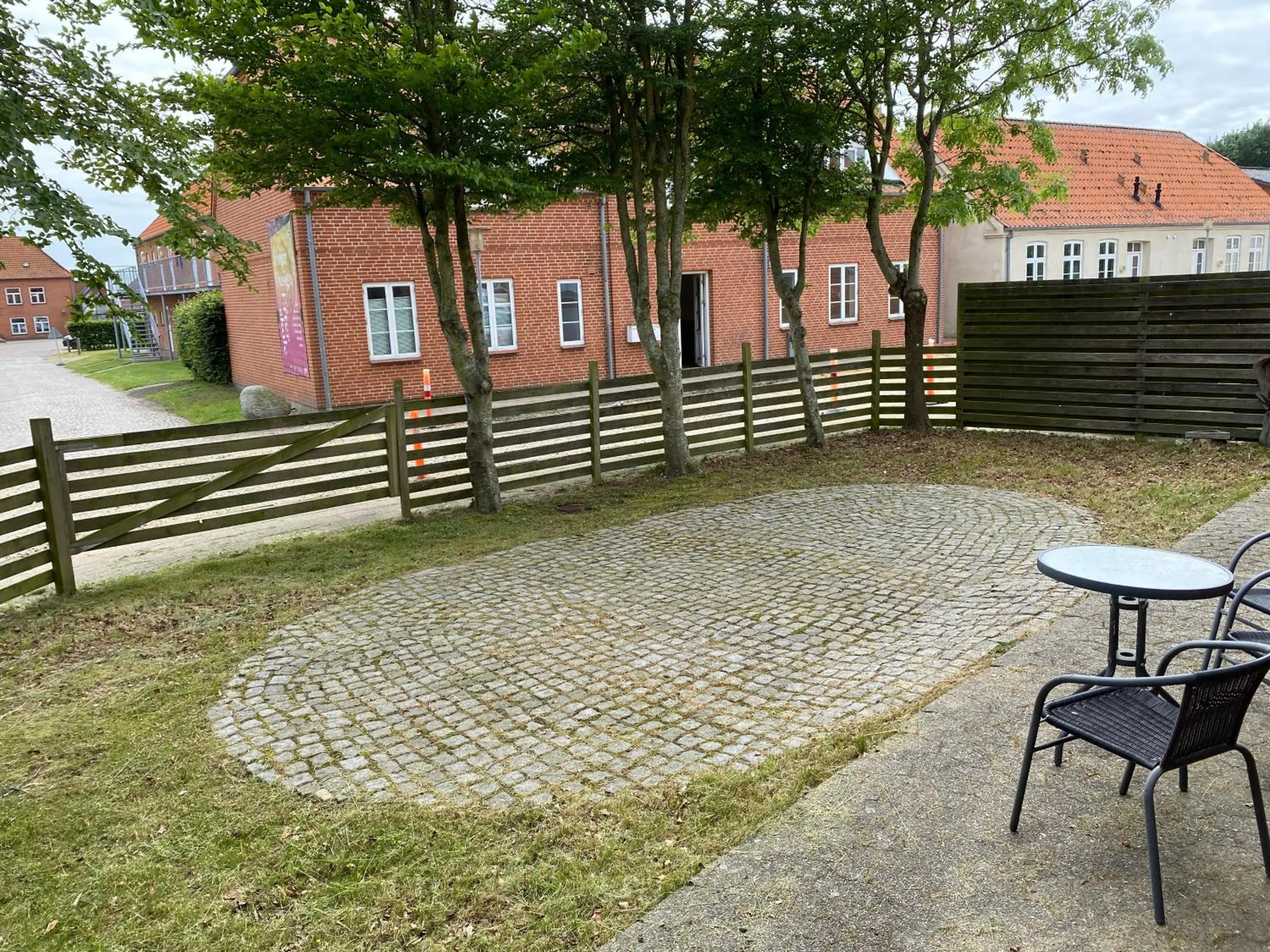 Garden in Studio Apartment in the heart of Højer