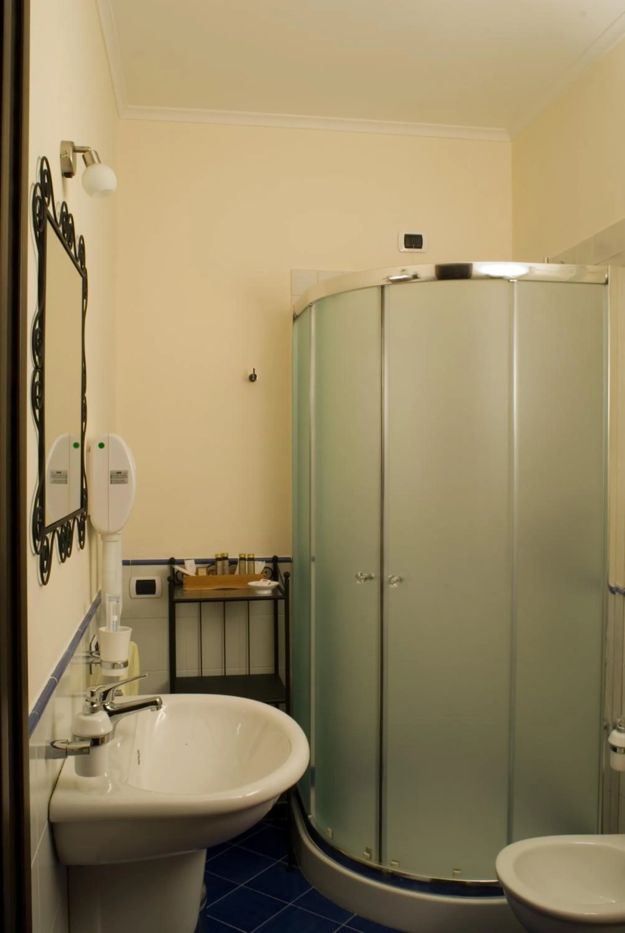 Toilet in Bed & Breakfast Portanova